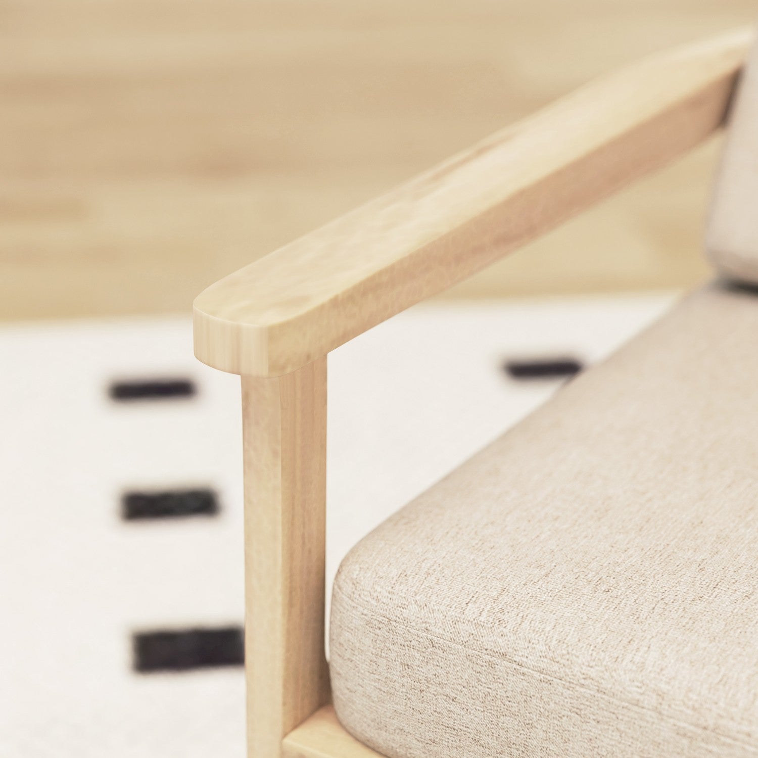 Beige fåtölj i linnelook med träben och avtagbara kuddar