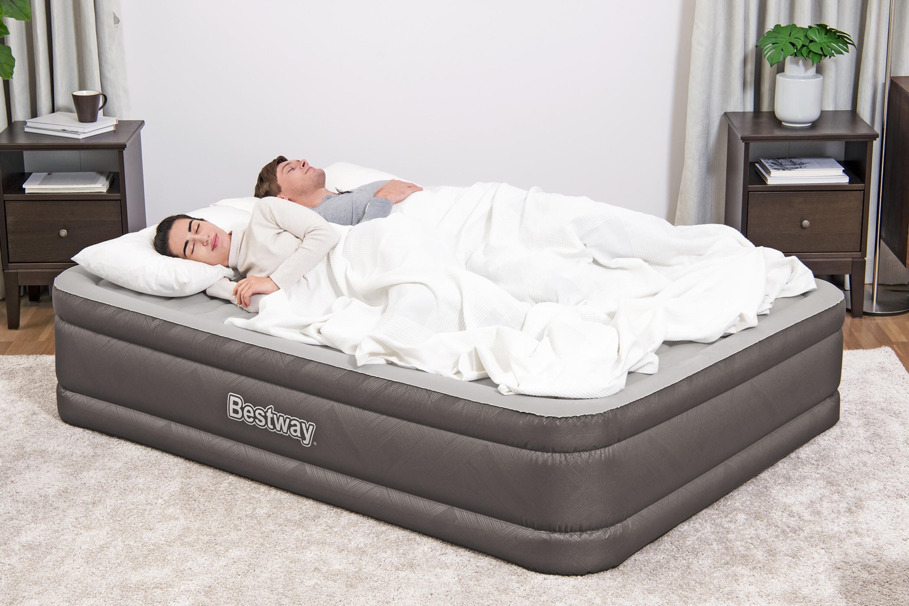 Bestway Fortech Air Madtress Queen - luftfylld extrasäng, inbyggd pump