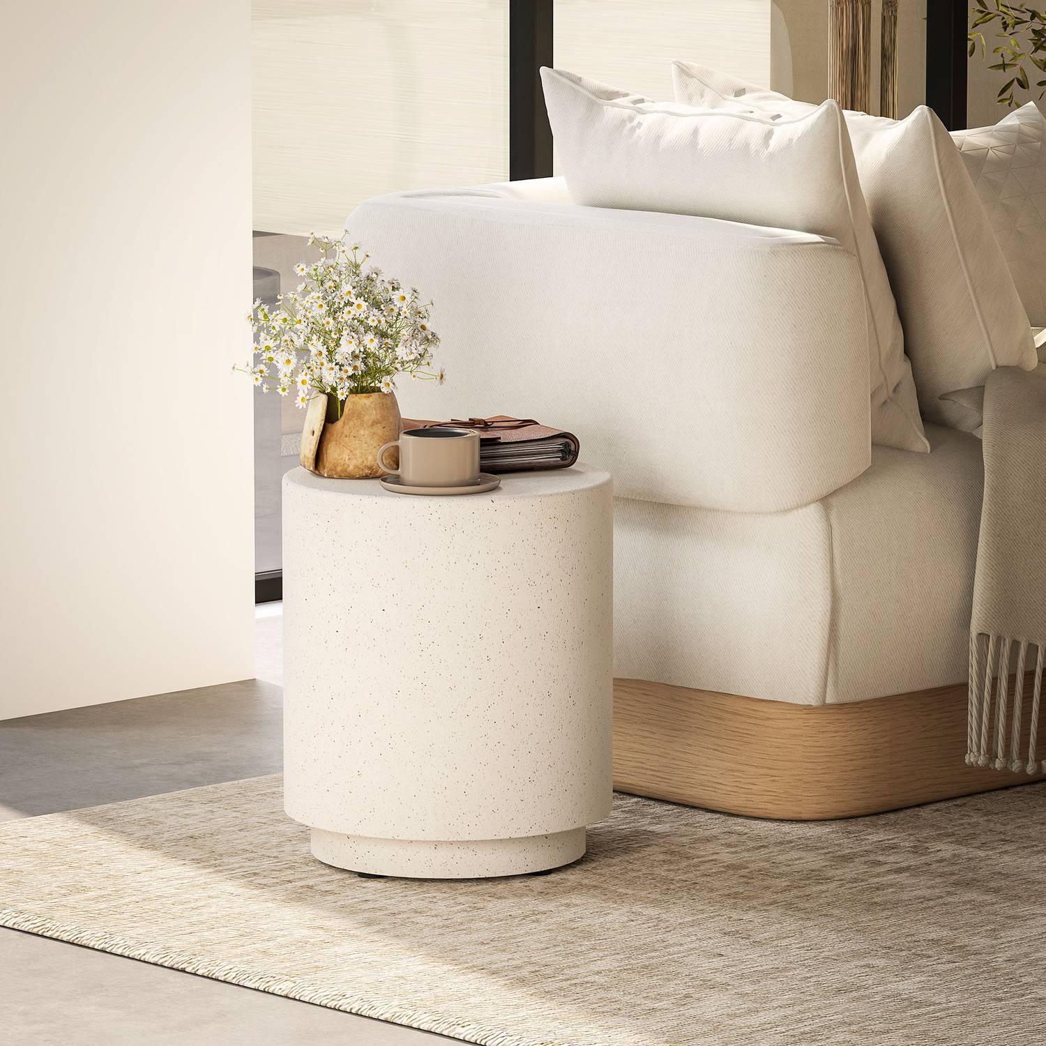 Creme White Stone-Look Soffbord, Ø37 x 43 cm