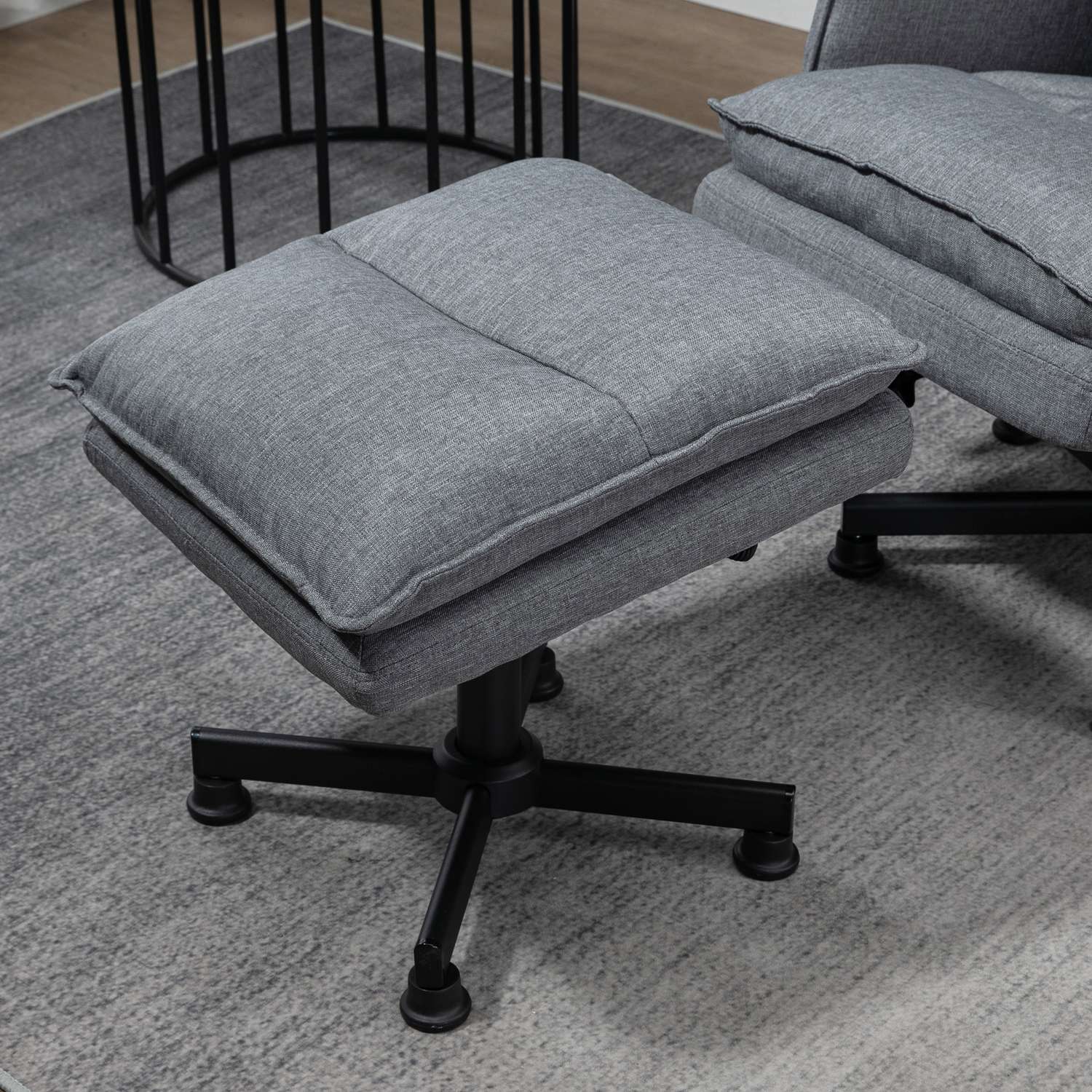 Elektrisk grå svängbar massagestol med fotpall och fjärrkontroll