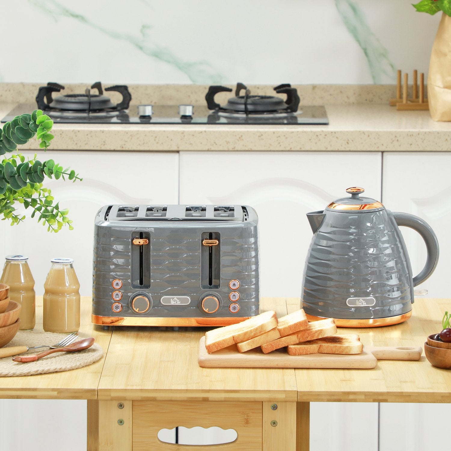 Frukostset: 1,5 L vattenkokare och brödrost med 4 skivor, grå