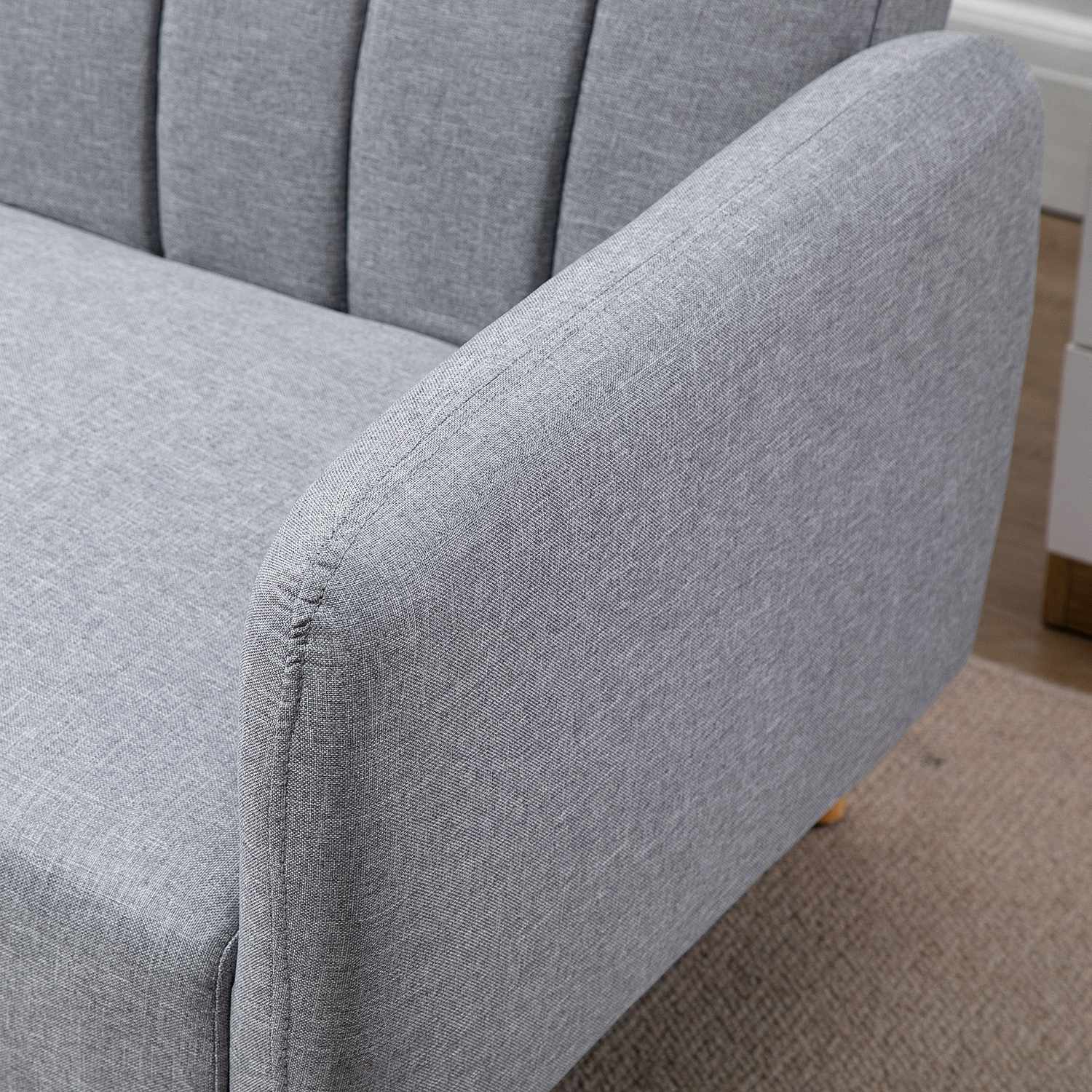 Grå 2-sits bäddsoffa, ställbart ryggstöd, träben