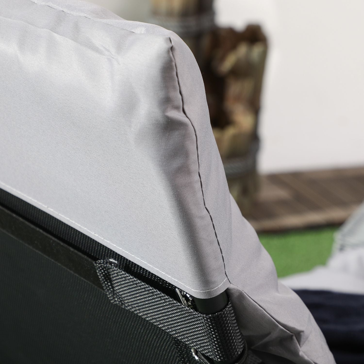 Hopfällbar campingsäng med väska – Justerbar till 120 kg, ljusgrå