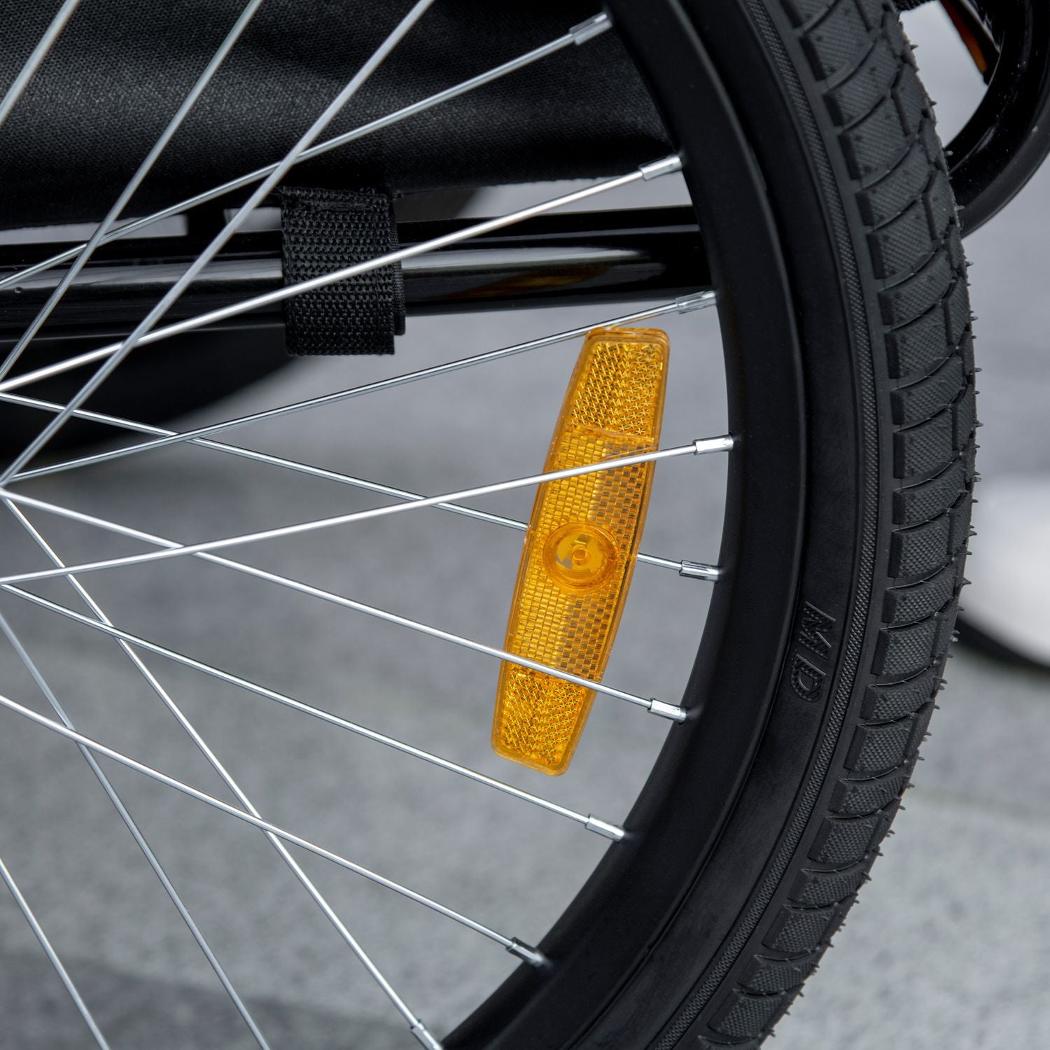 Hopfällbar hundcykelvagn med nätfönster och reflexer