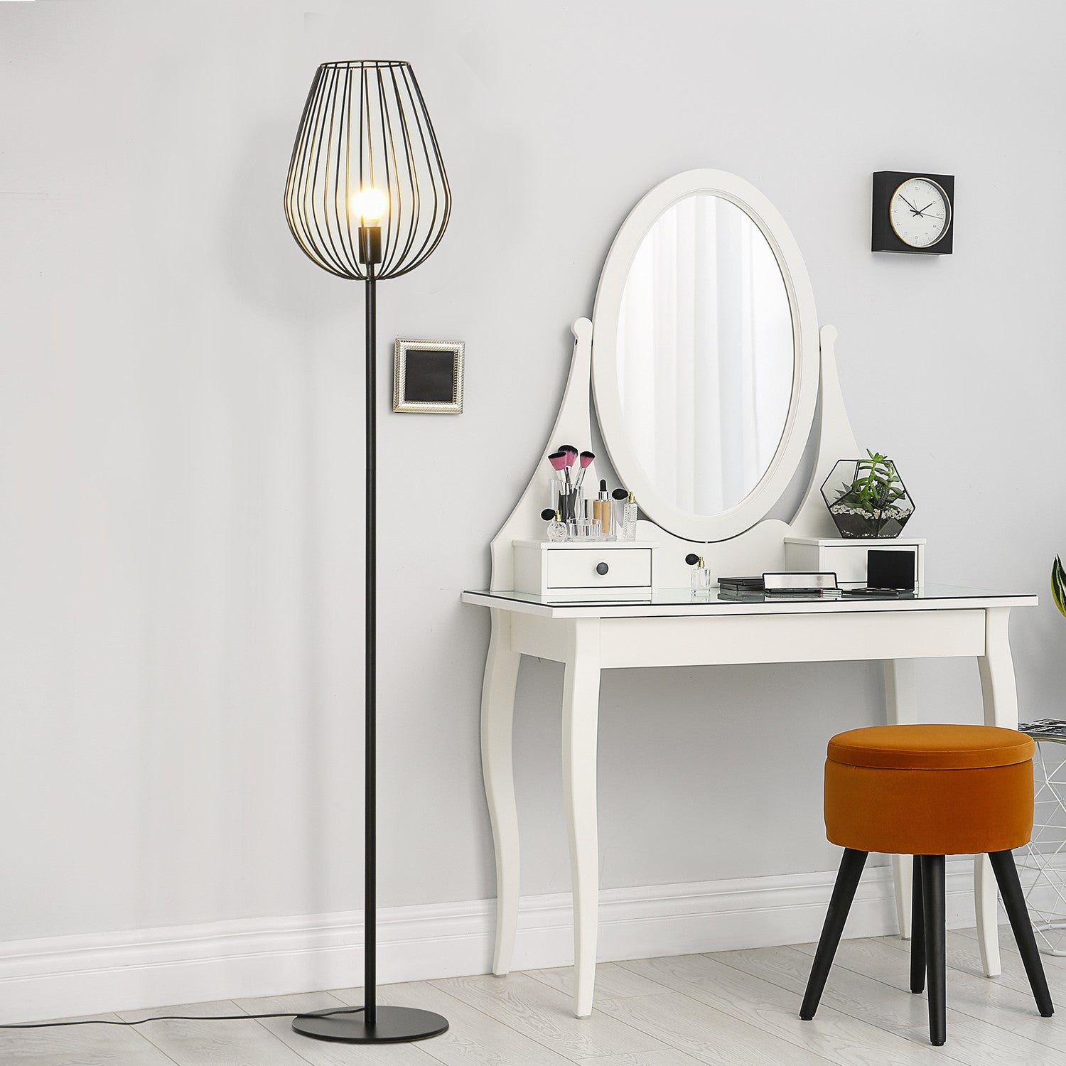 Industriell retro golvlampa, metallskärm i mesh, 27,5x159cm