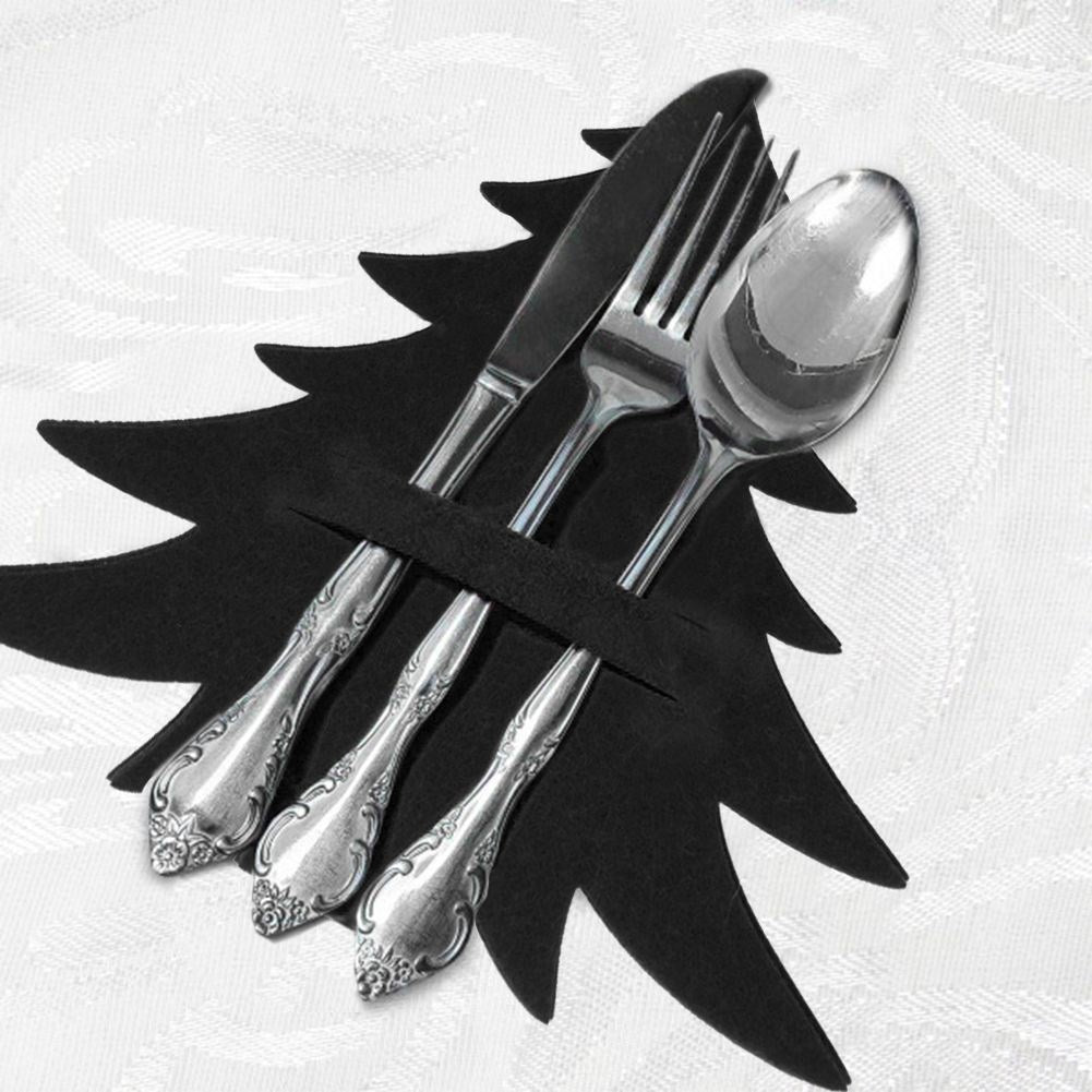 Julbestickficka: Set med 4 svarta julgransformade fickor