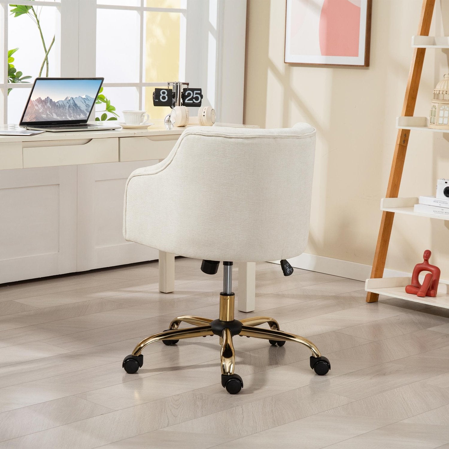 Justerbar kontorsstol i linnestil, beige med guldben