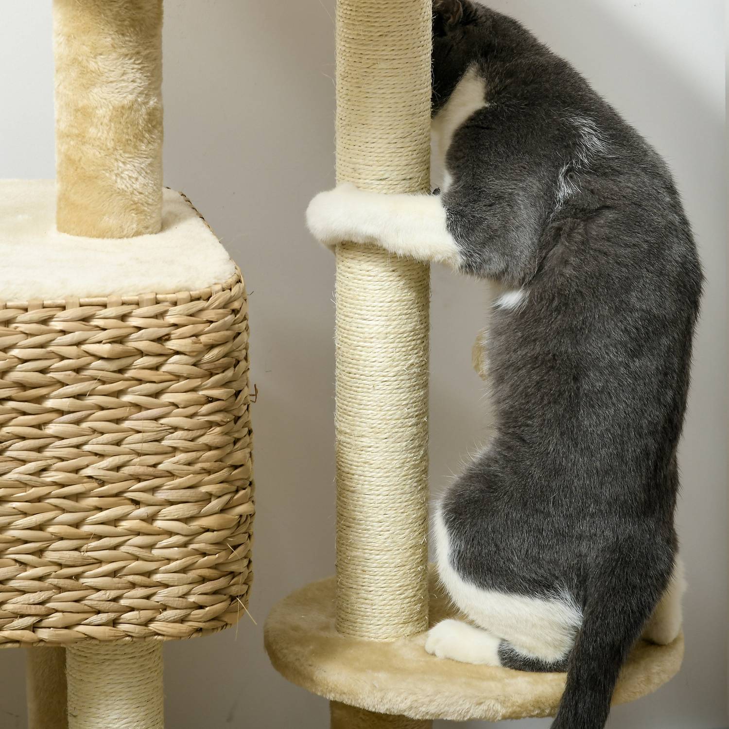 Kattträd 98cm med Sisal, 2 bäddar, Toy Ball, Beige