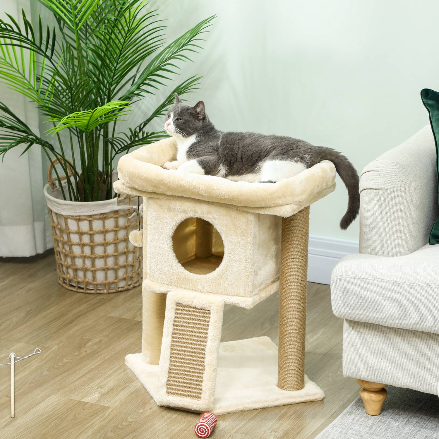 Kattträd med juteskrapsmatta, säng, leksaksboll, beige