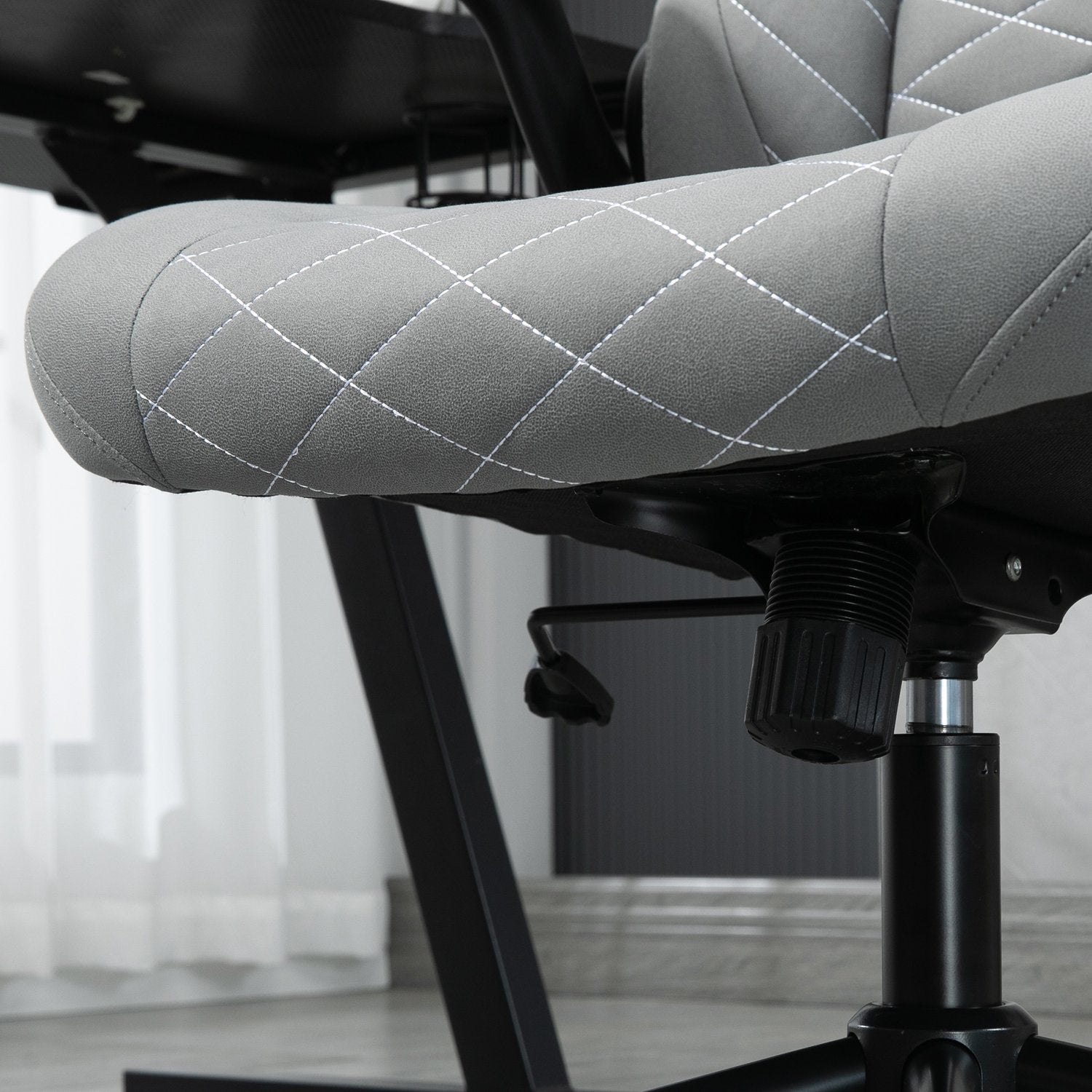 Ergonomisk skrivbordsstol, vridbar med justerbara armstöd