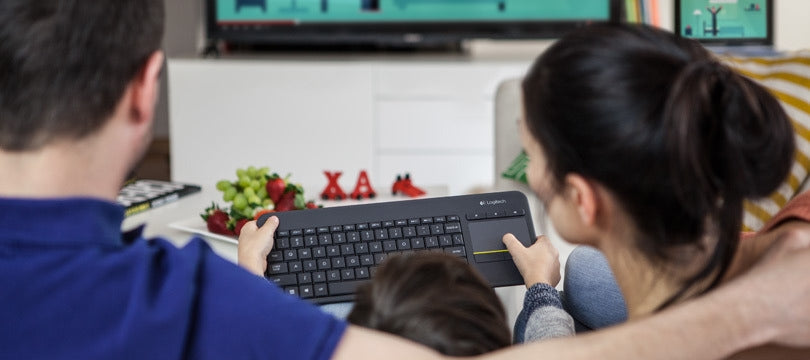 Logitech K400 Plus - tangentbord med styrplatta, svart