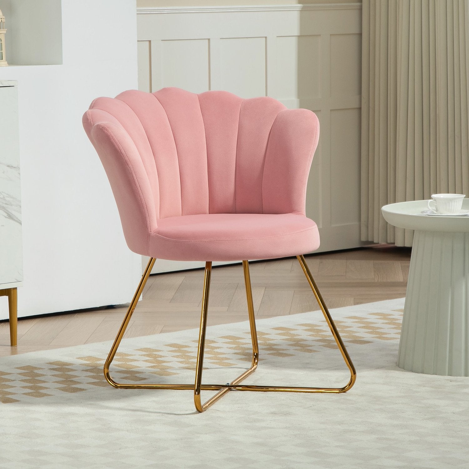 Pink Velvet Lounge Chair – Armstöd, metallben, stoppade