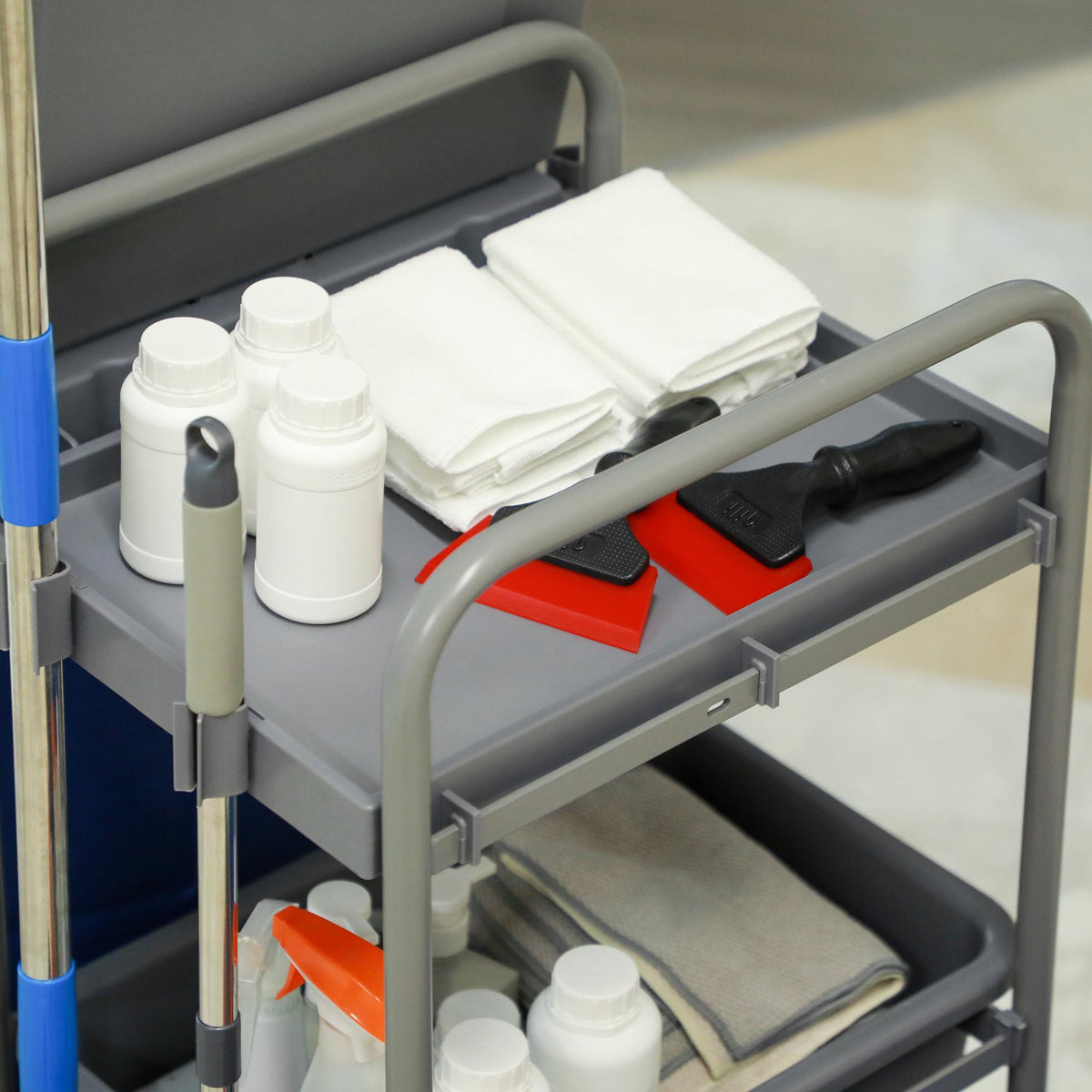 Rengjøringsvogn med moppepresse, 3 nivåer, 2 x 18 L bøtter