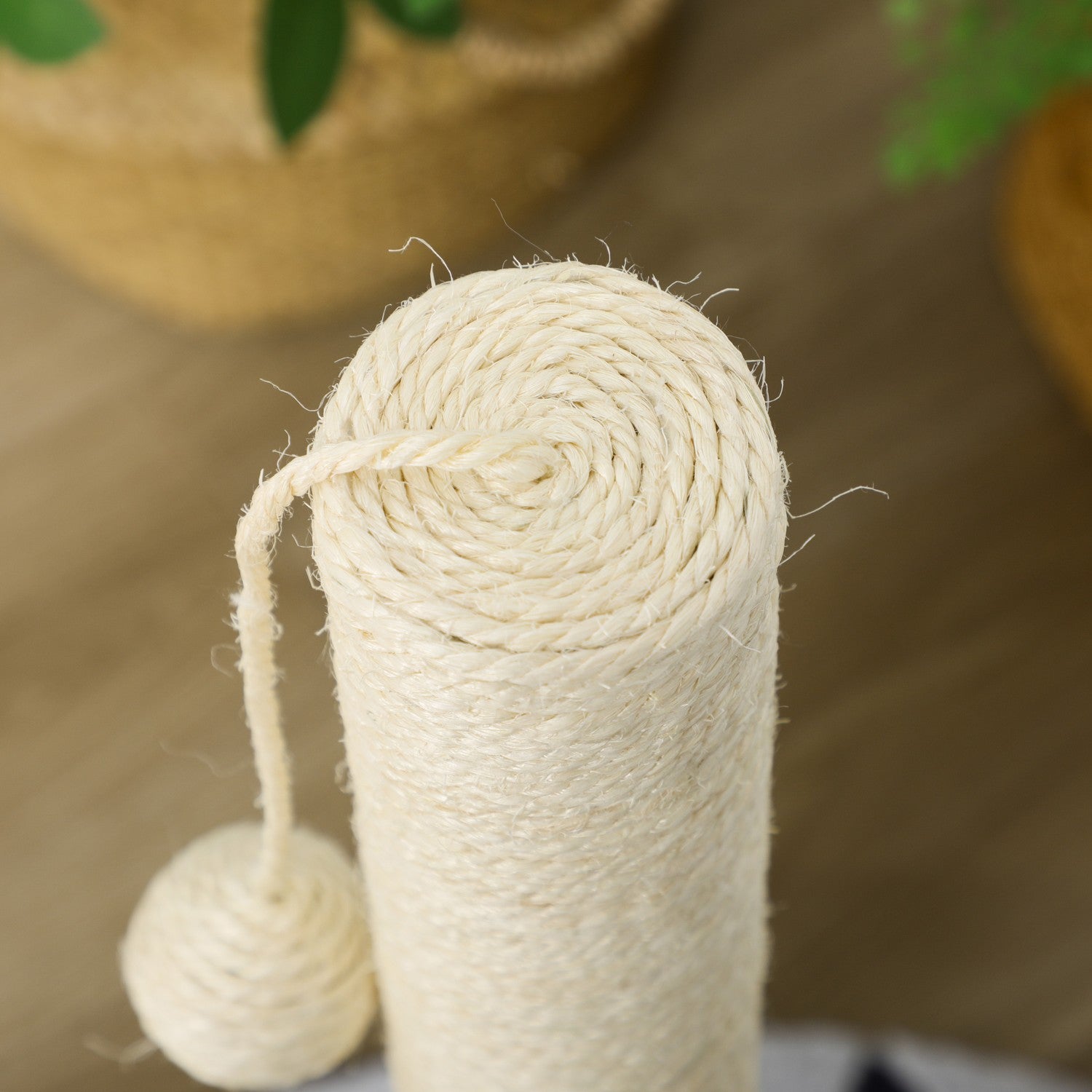 Kattskrapstolpe, 62 cm jute med boll - ljusgrå/beige