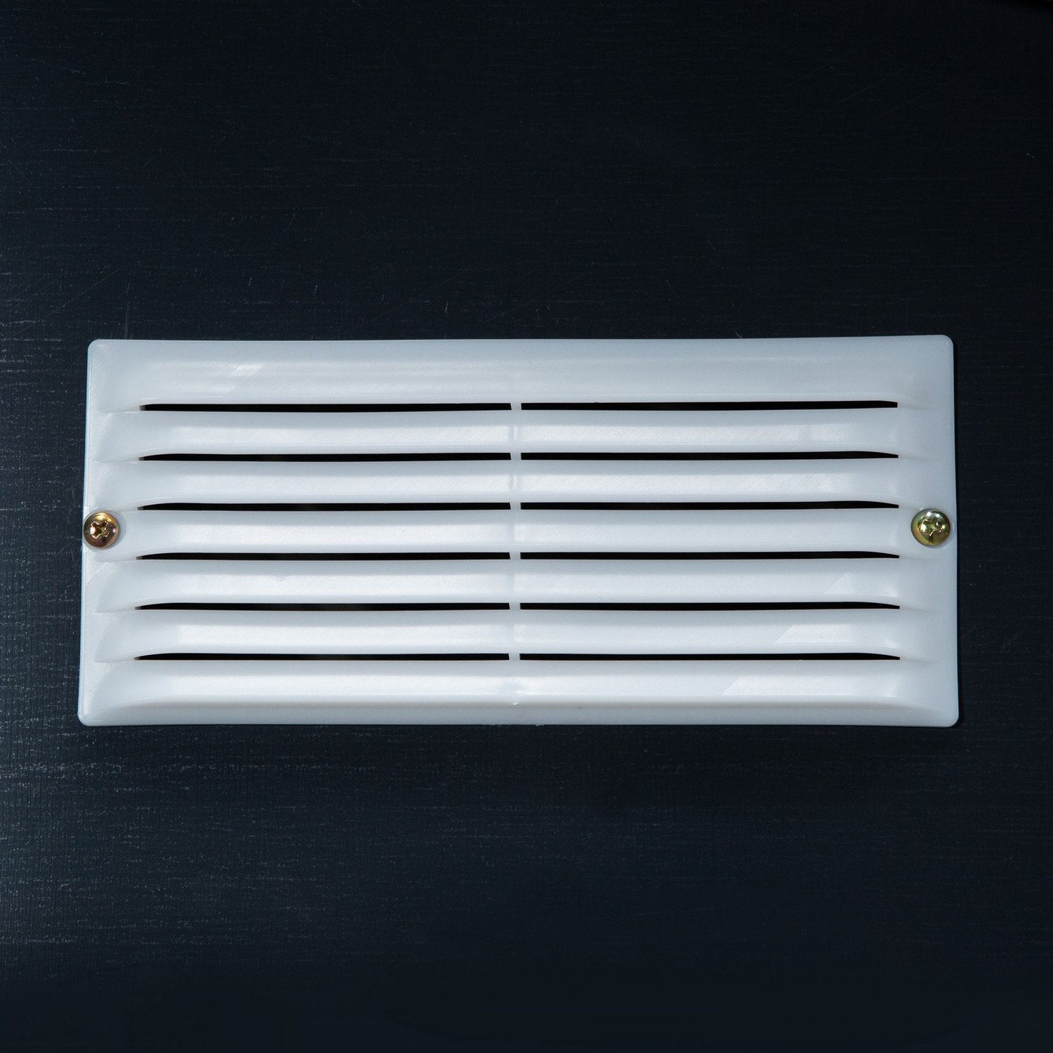 Trädgårdsbod i kolgrå stål med golv och skjutdörrar