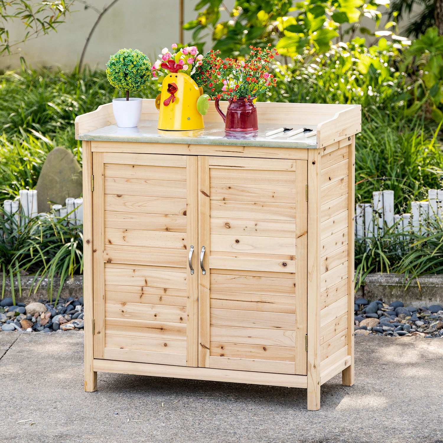 Trädgårdsskåp utomhus med bas & hyllor - 83x40x92 cm