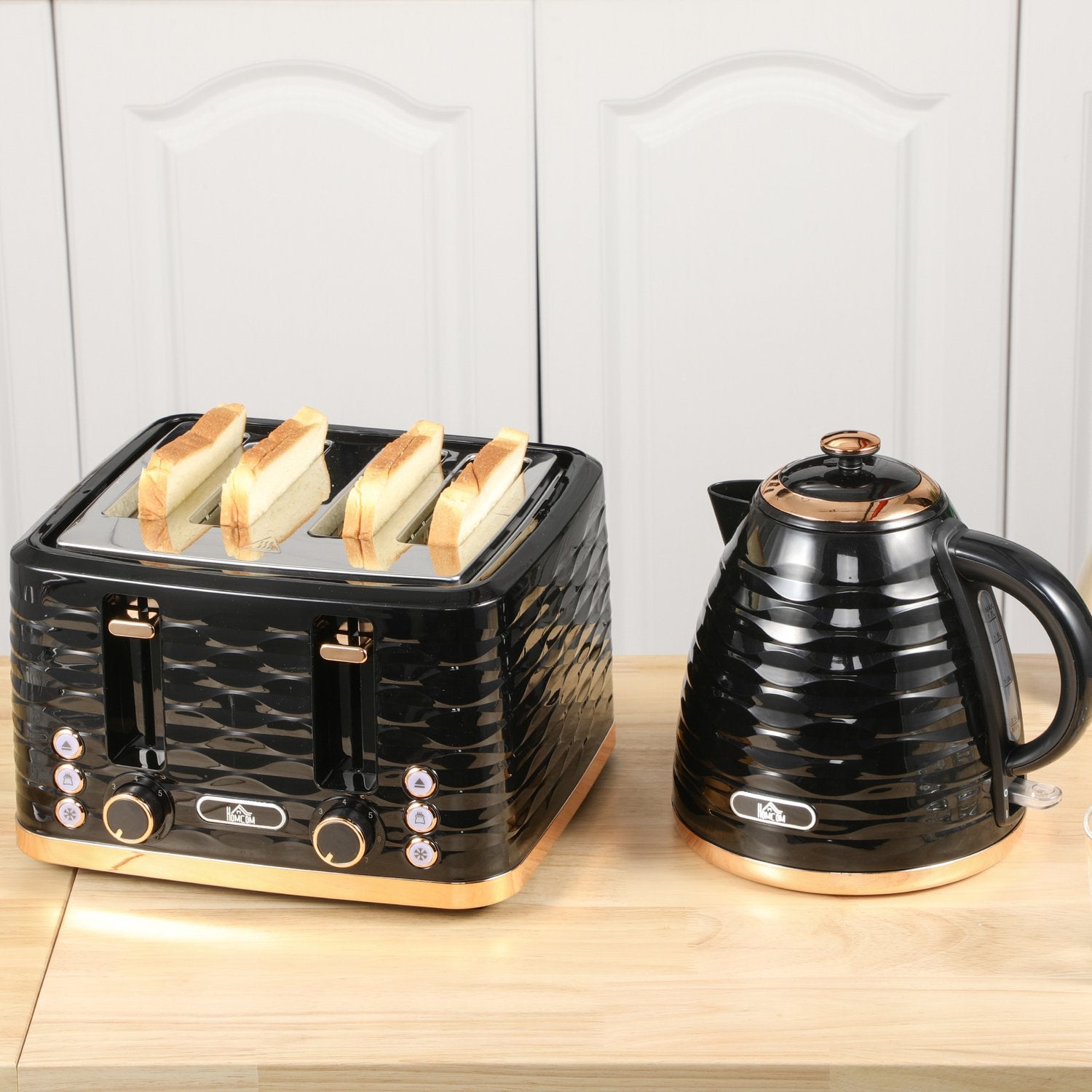 Vattenkokare och brödrost frukostset, 1,7L, 4 skivor, svart