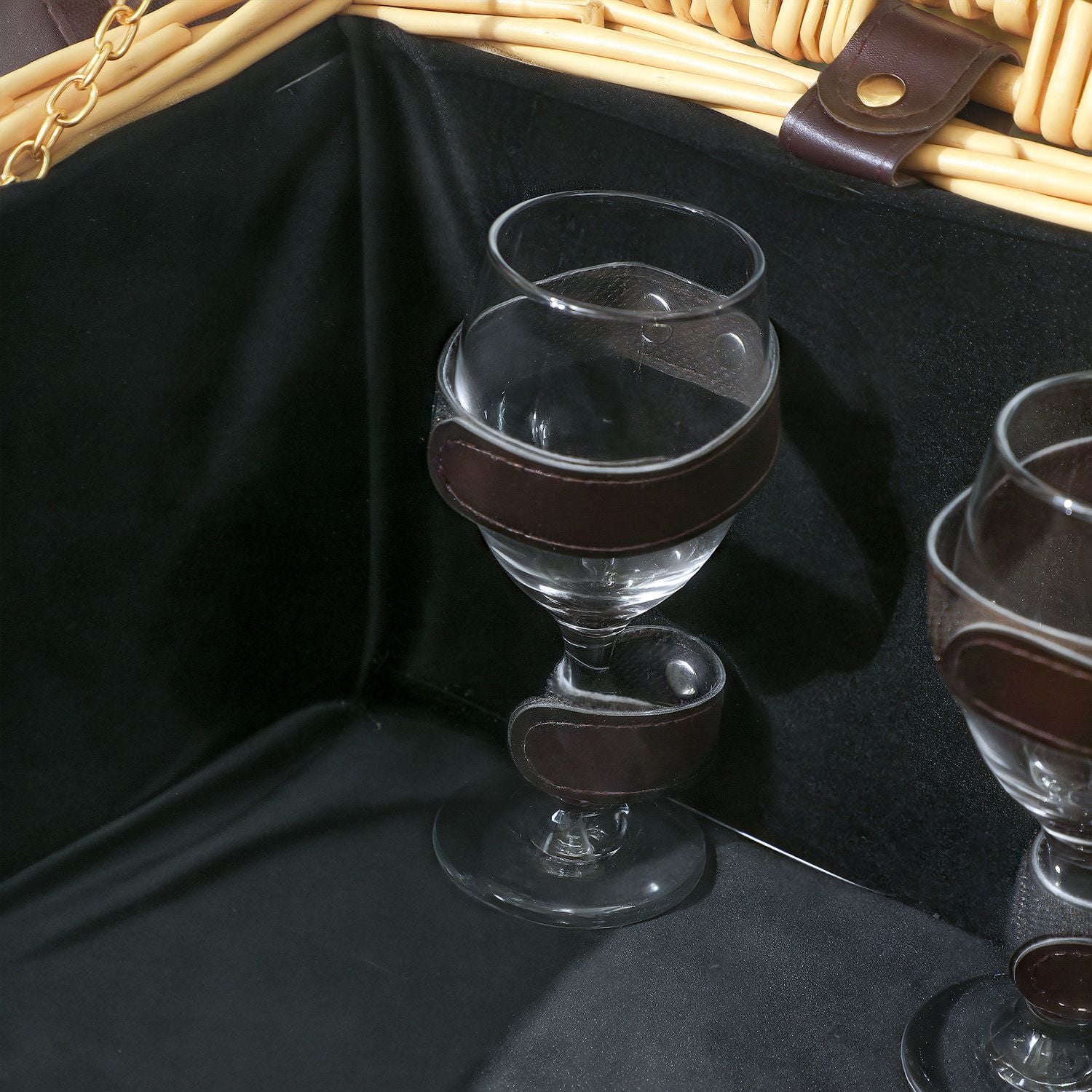 Willow Wood Picknick Korg Set för 4 med kylare och filt