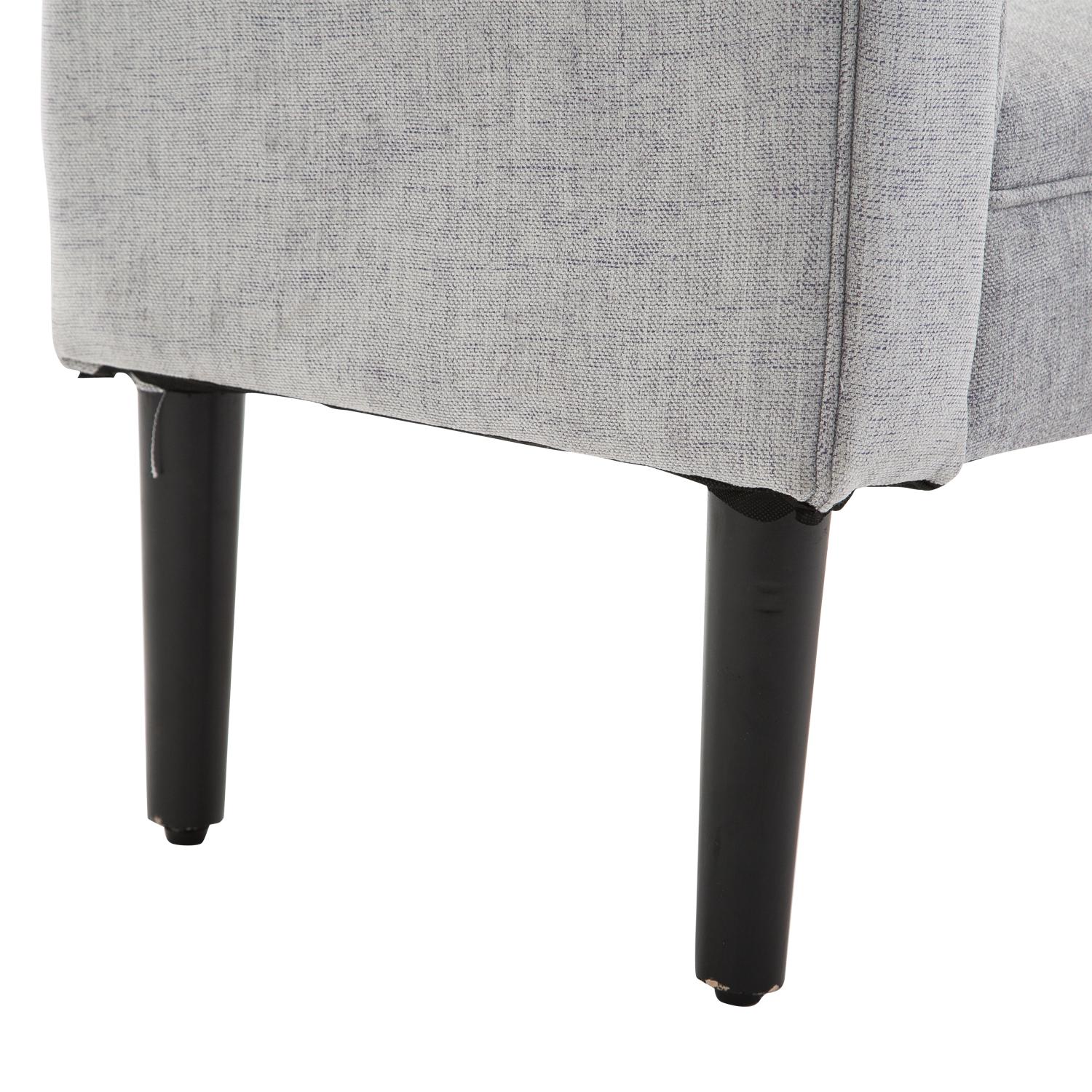 Elegant ljusgrå stoppad bänk med rullade sidor