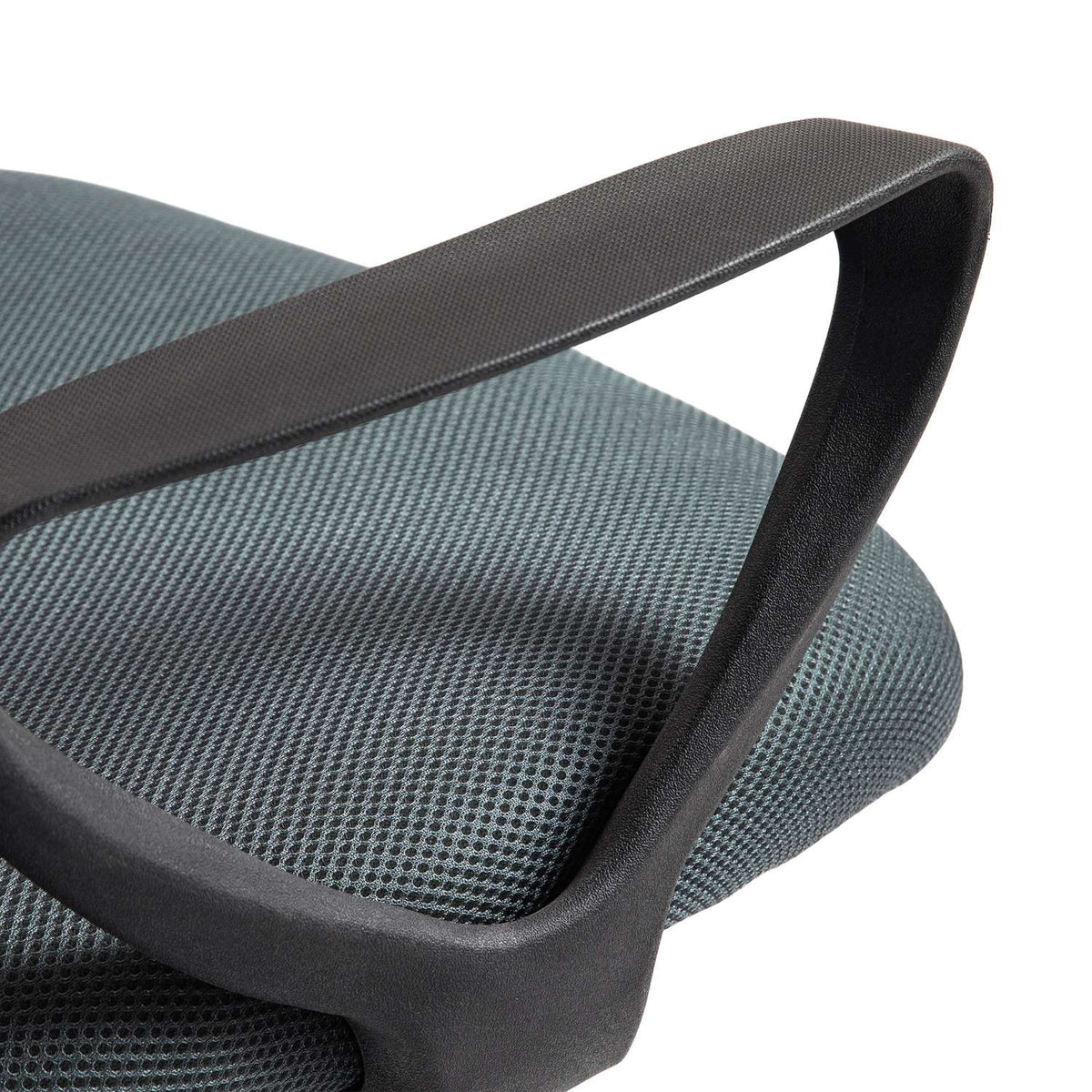 Ergonomisk kontorsstol med armstöd och justerbart fotstöd