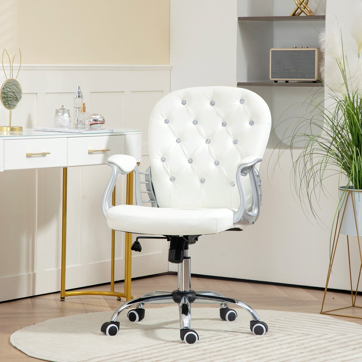 Ergonomisk kontorsstol med armstöd, vit läder-look