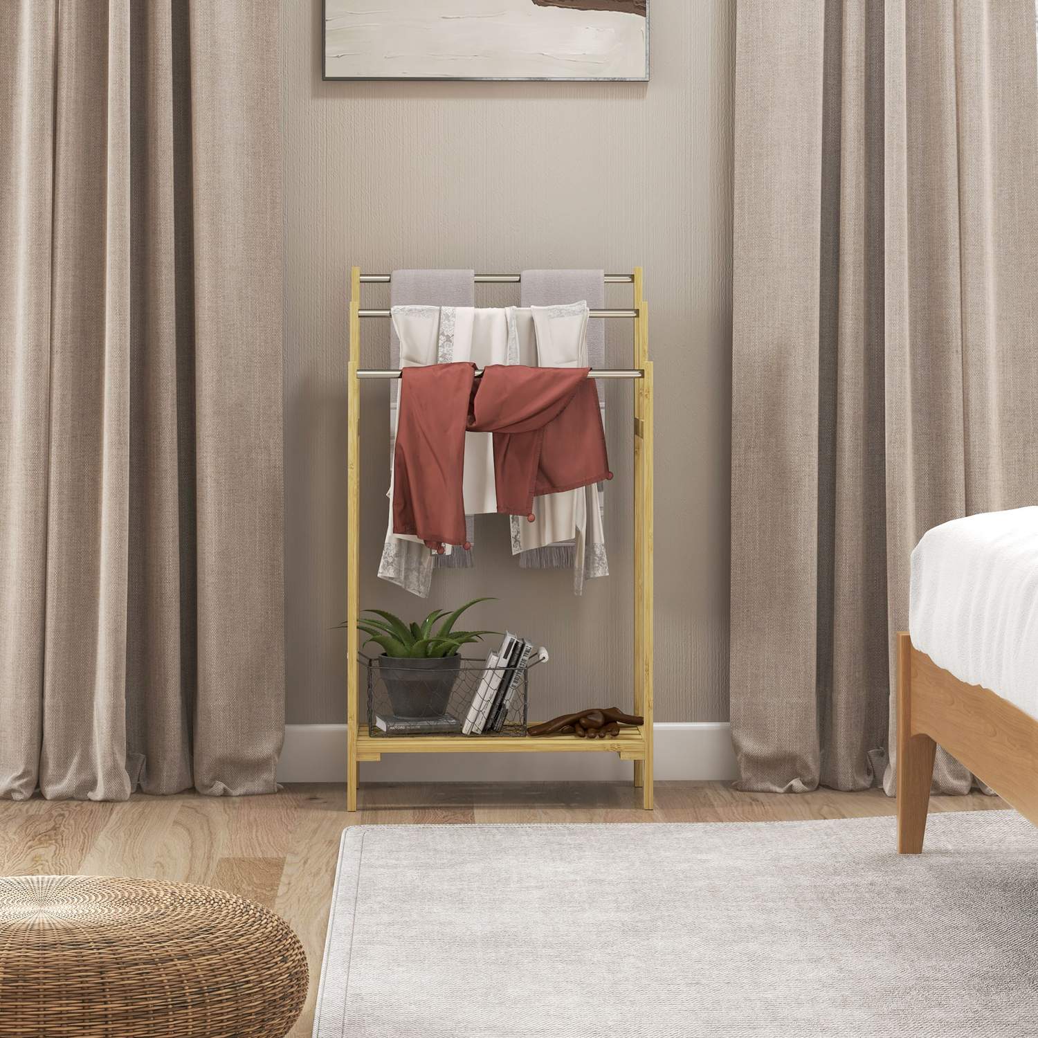 Fristående handduksställ i bambu med 3 skenor, 4 krokar