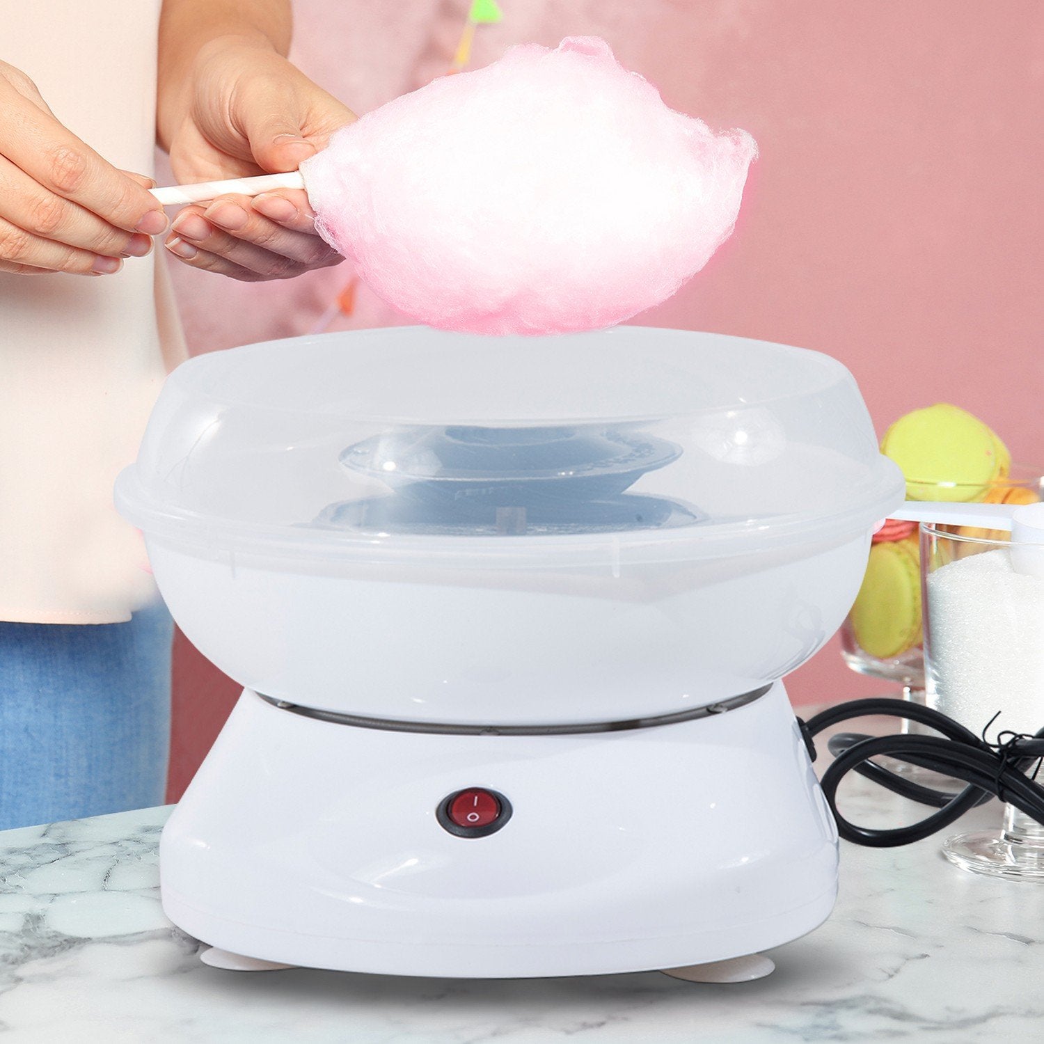 Cotton Candy Machine Model 1 i hvit, perfekt for fester og fester, enkel å bruke