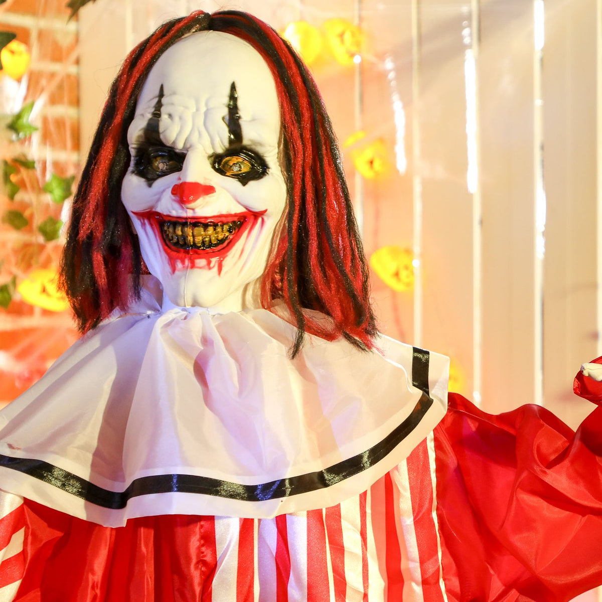 Halloweenclowndekoration, 165 cm, LED-lampor, ljudeffekter