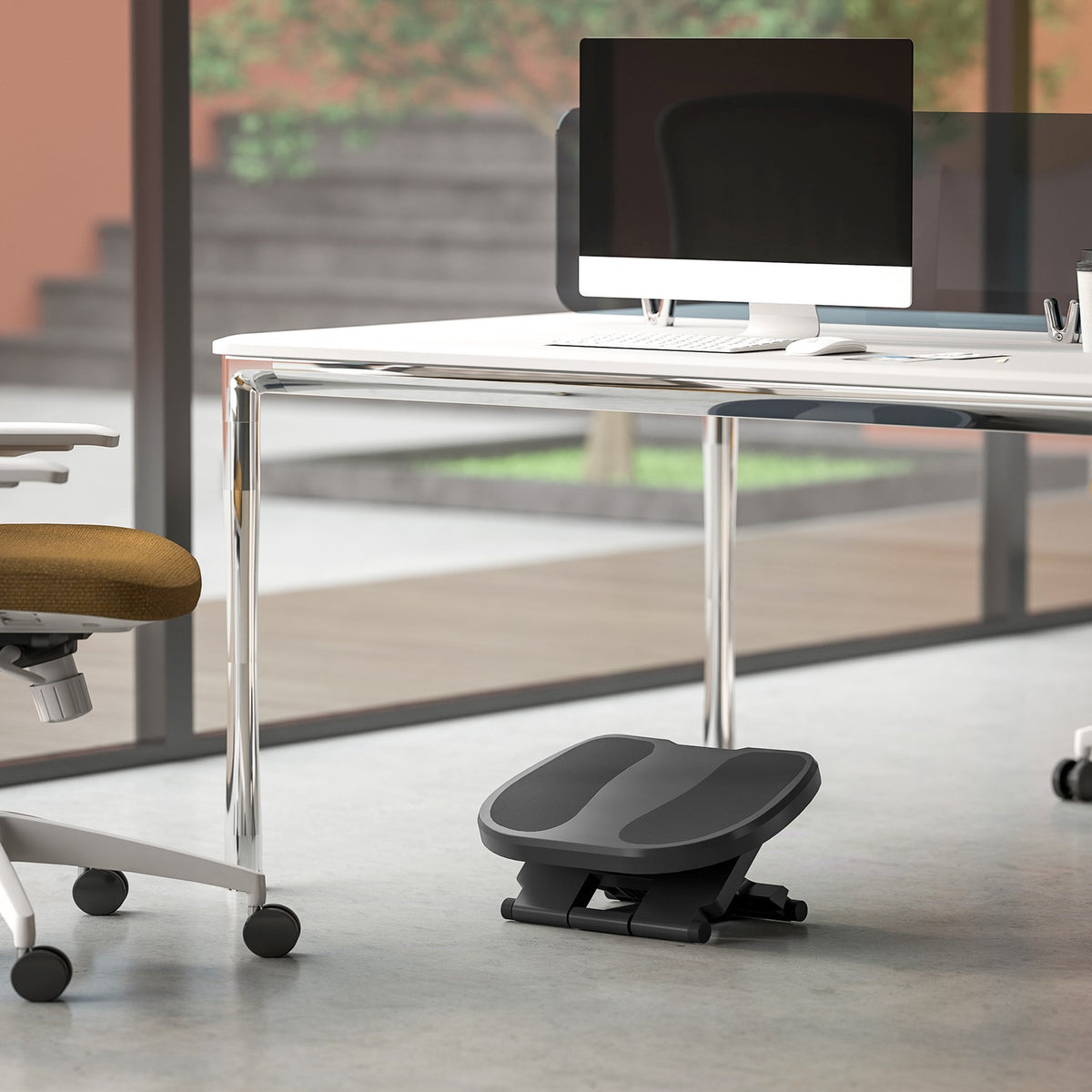 Justerbar ergonomisk fotstøtte for skrivebord – 3 nivåer, grå
