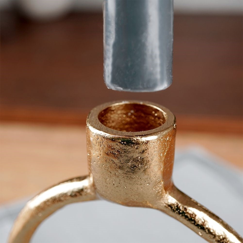 Klassisk Aluminium Ljusstake i Gyllene Färg
