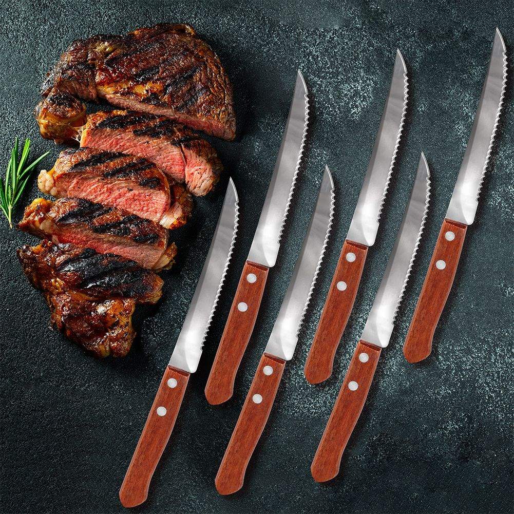 Komplett set med sex styckknivar med tandat blad för grillning