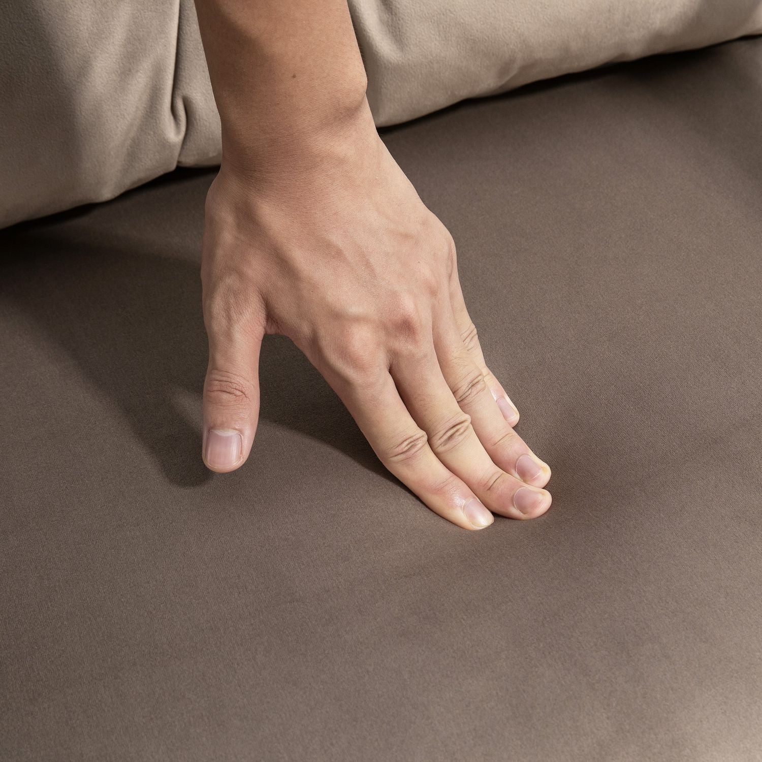 Konvertibel fåtöljsäng, sammetslook, justerbart ryggstöd