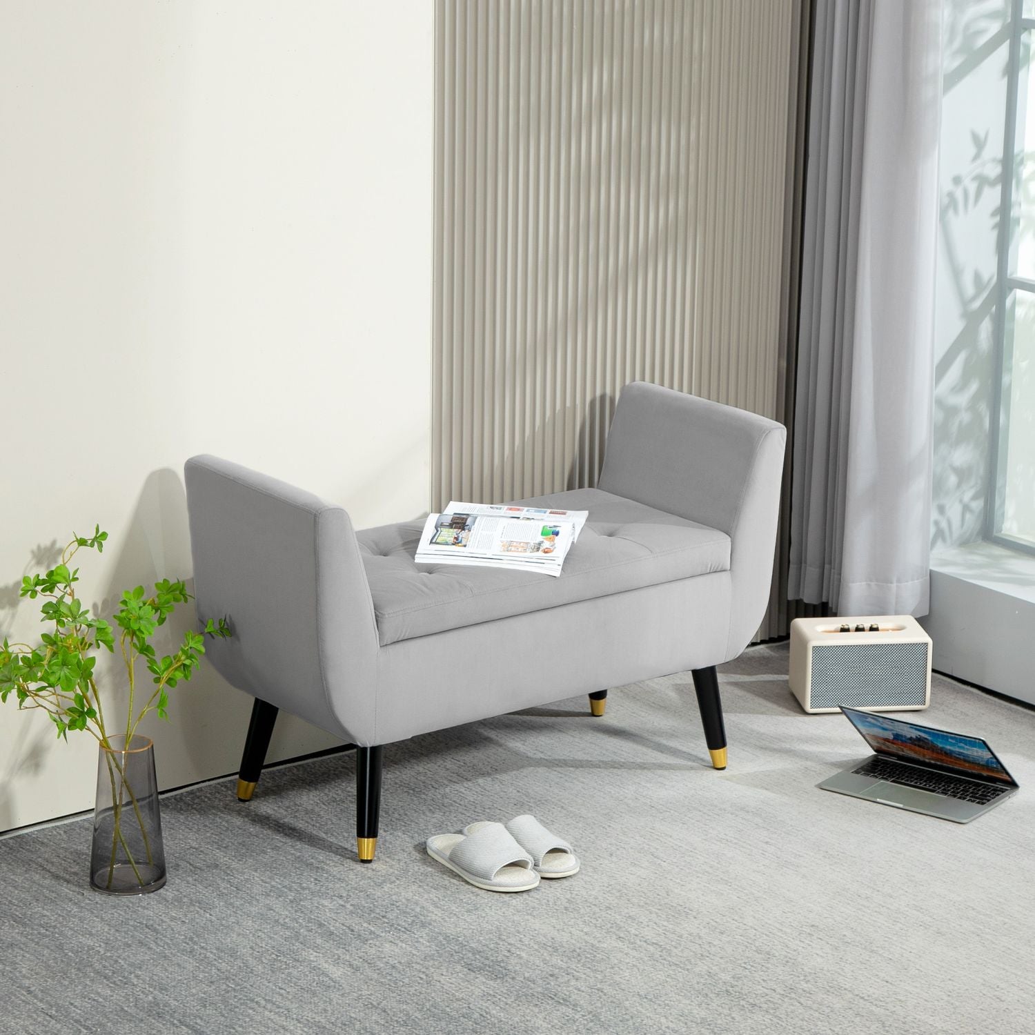 Lyxklädd förvaringsbänk, armstöd, ljusgrå