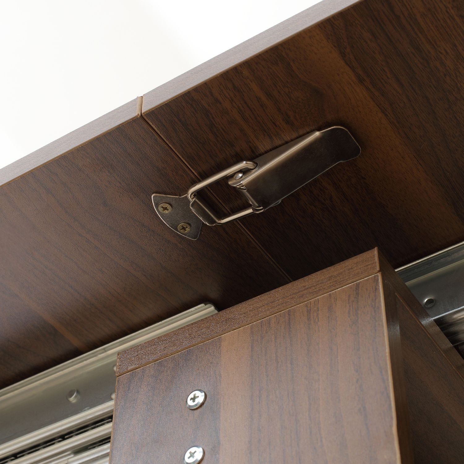 Modernt utdragbart brunt matbord, 180 x 85 cm