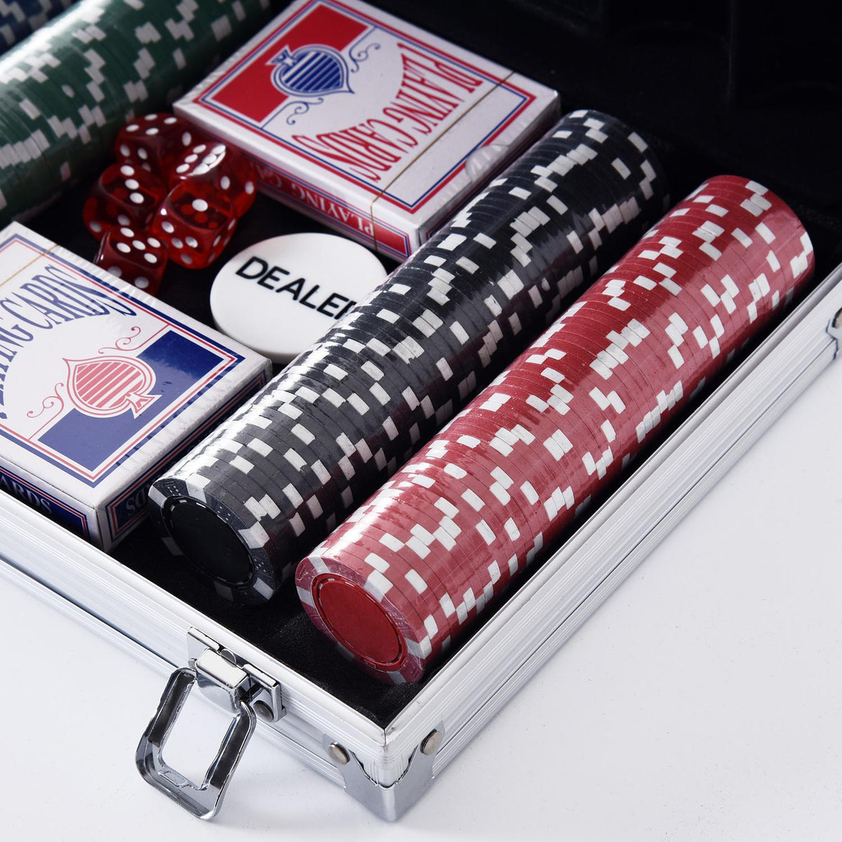Pokersett med 200 sjetonger, kort og terninger i aluminiumsetui