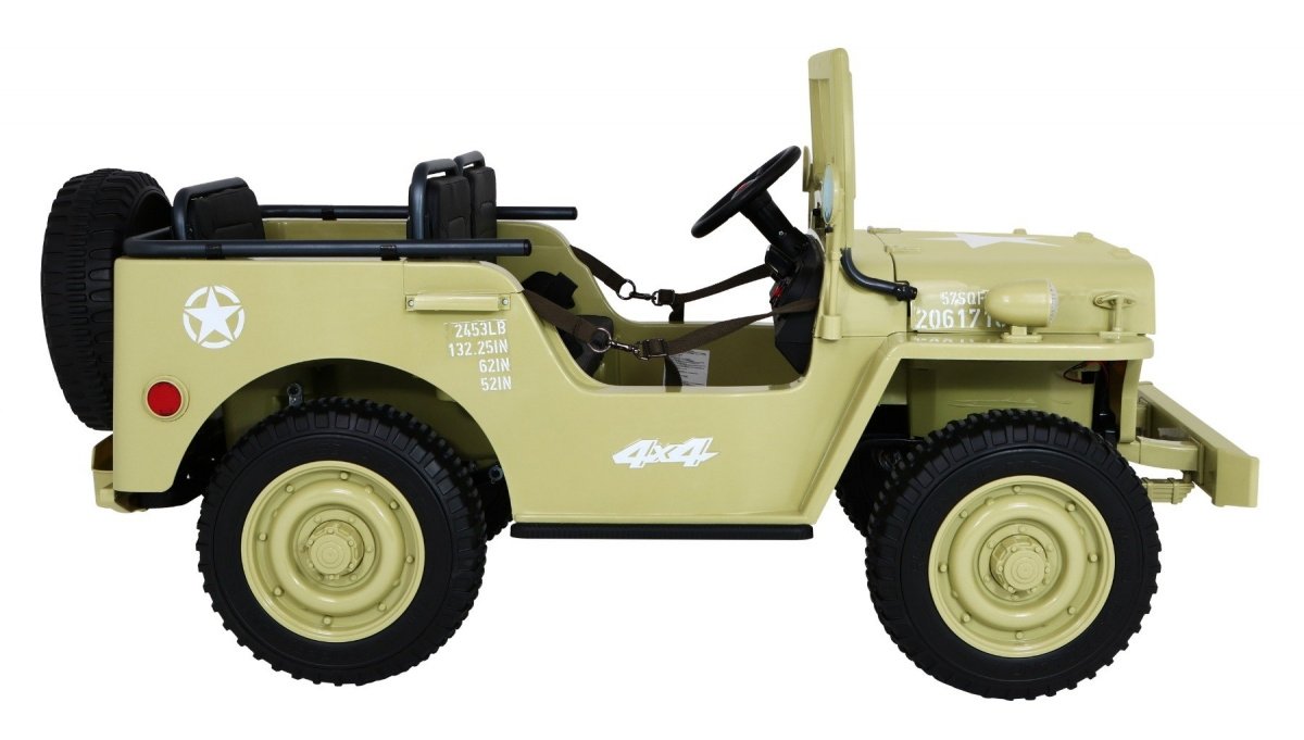 Retro 4x4 militärfordon med fjärrkontroll, LED, MP3, 3 säten