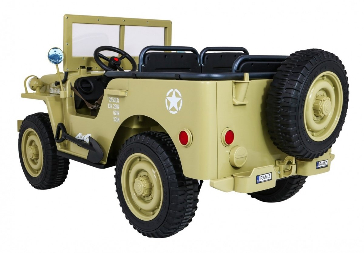 Retro 4x4 militärfordon med fjärrkontroll, LED, MP3, 3 säten