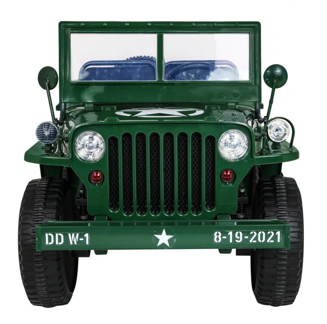 Retro 4x4 militärfordon med fjärrkontroll, LED, MP3, 3 säten