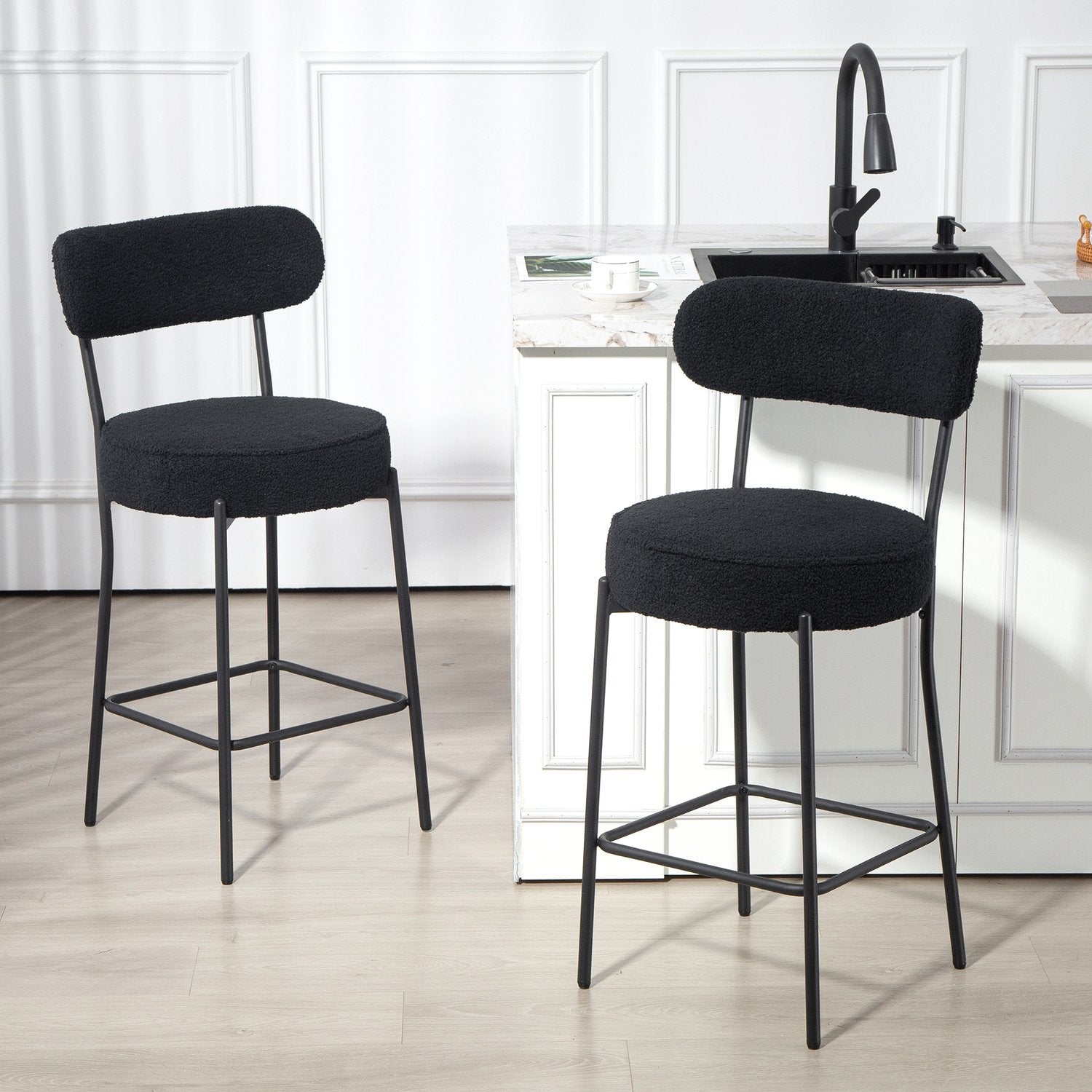 Set med 2 barstolar, stoppad sits, fleece, svart