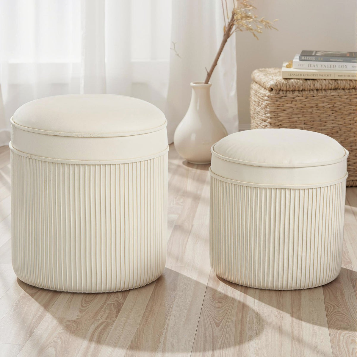 Sett med 2 oppbevaringspuffer, runde, fløyel, kremfarget, 36x36x41,5 cm