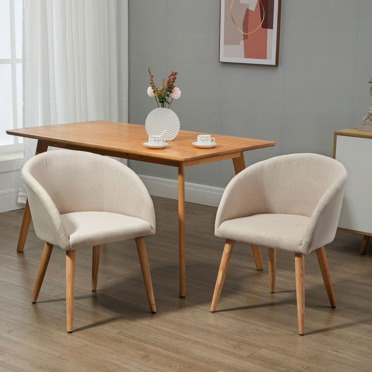 Sett med 2 spisestuestoler, linstoff, metallramme