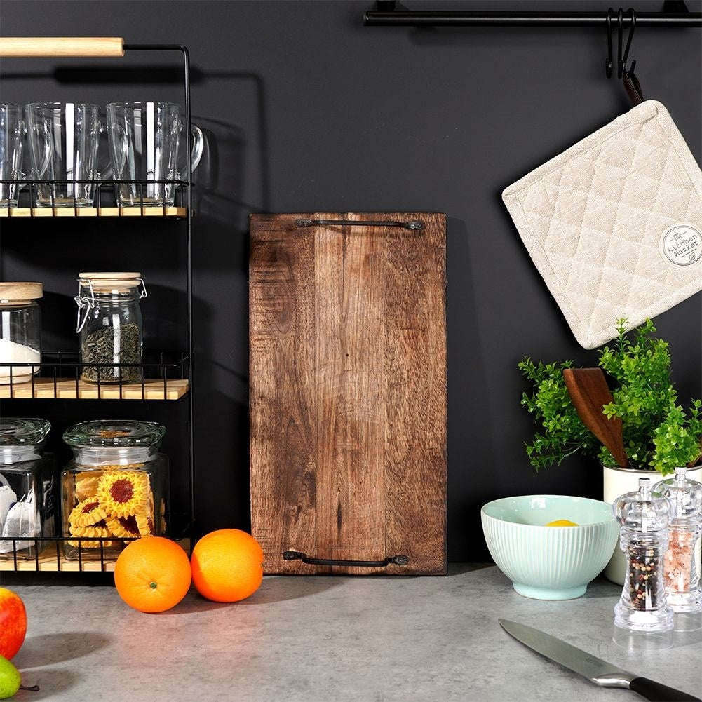 Skärbräda i Exotiskt Mangoträ med Rustik Design