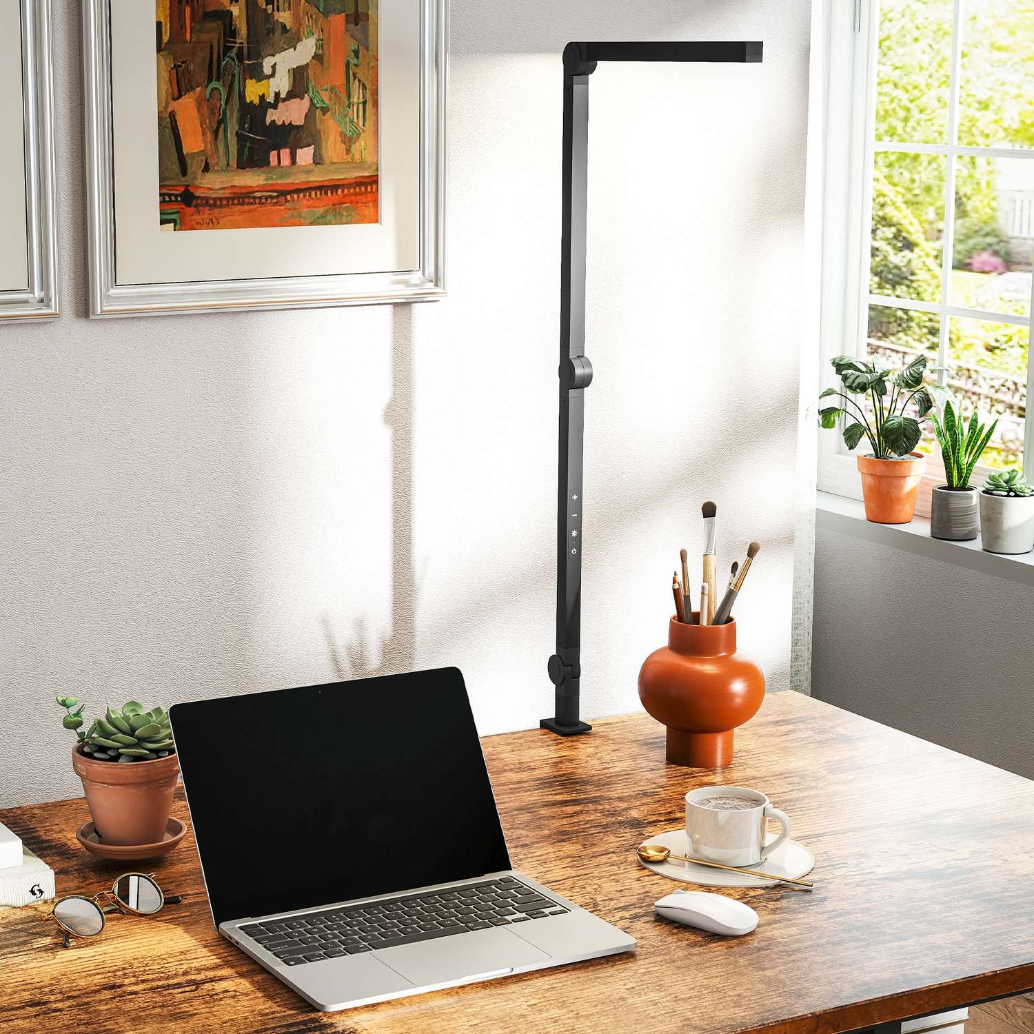Skrivbordslampa, Justerbar ljusstyrka och färg, Metallklämma