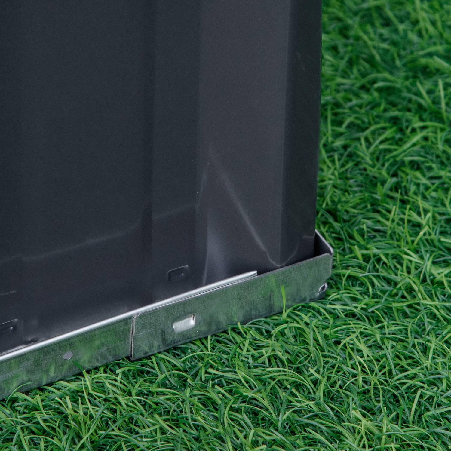 Stål 3-vånings upphöjd trädgårdssäng, T-skyltar och handskar, mörkgrå