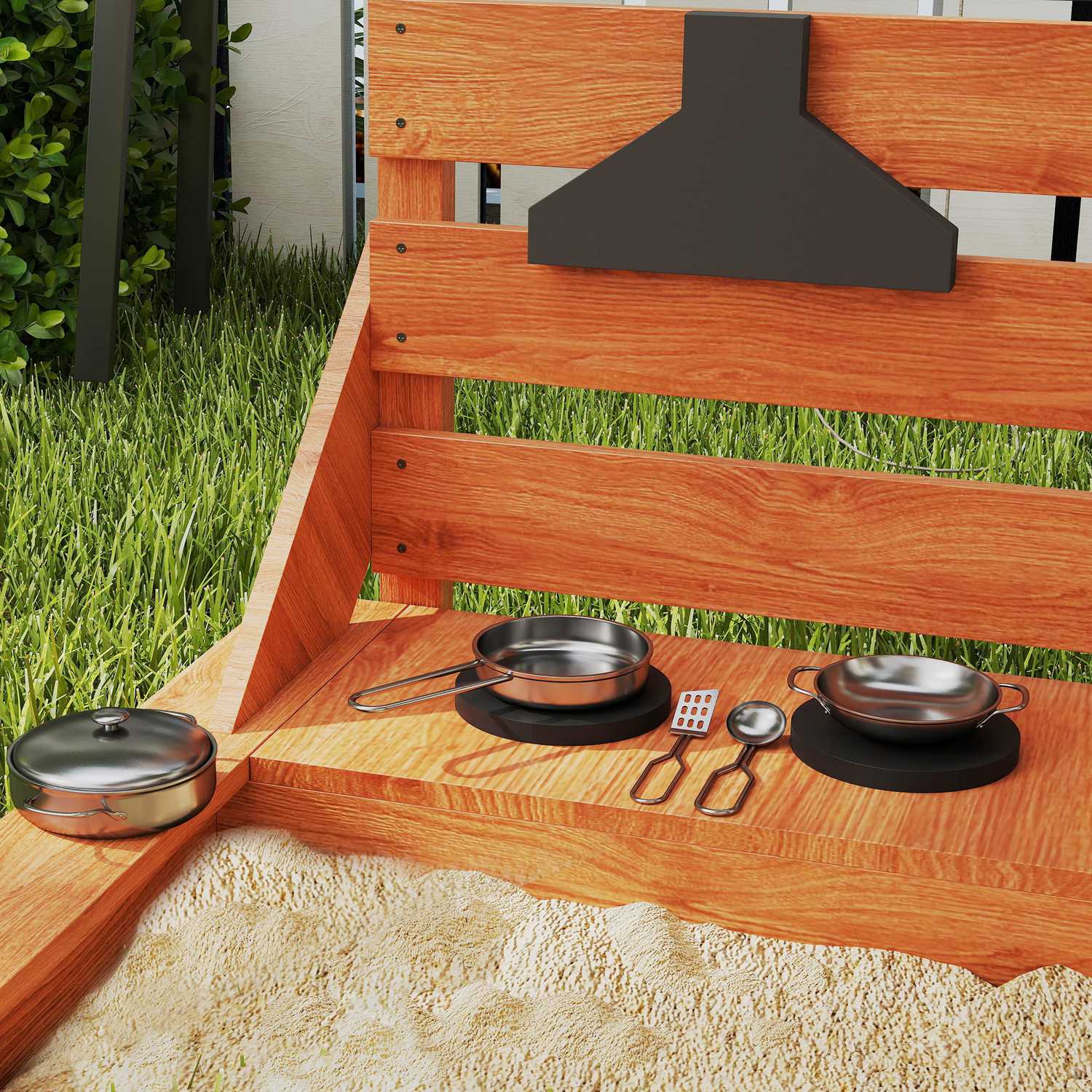 Stor sandlåda i trä med lock och lekkök