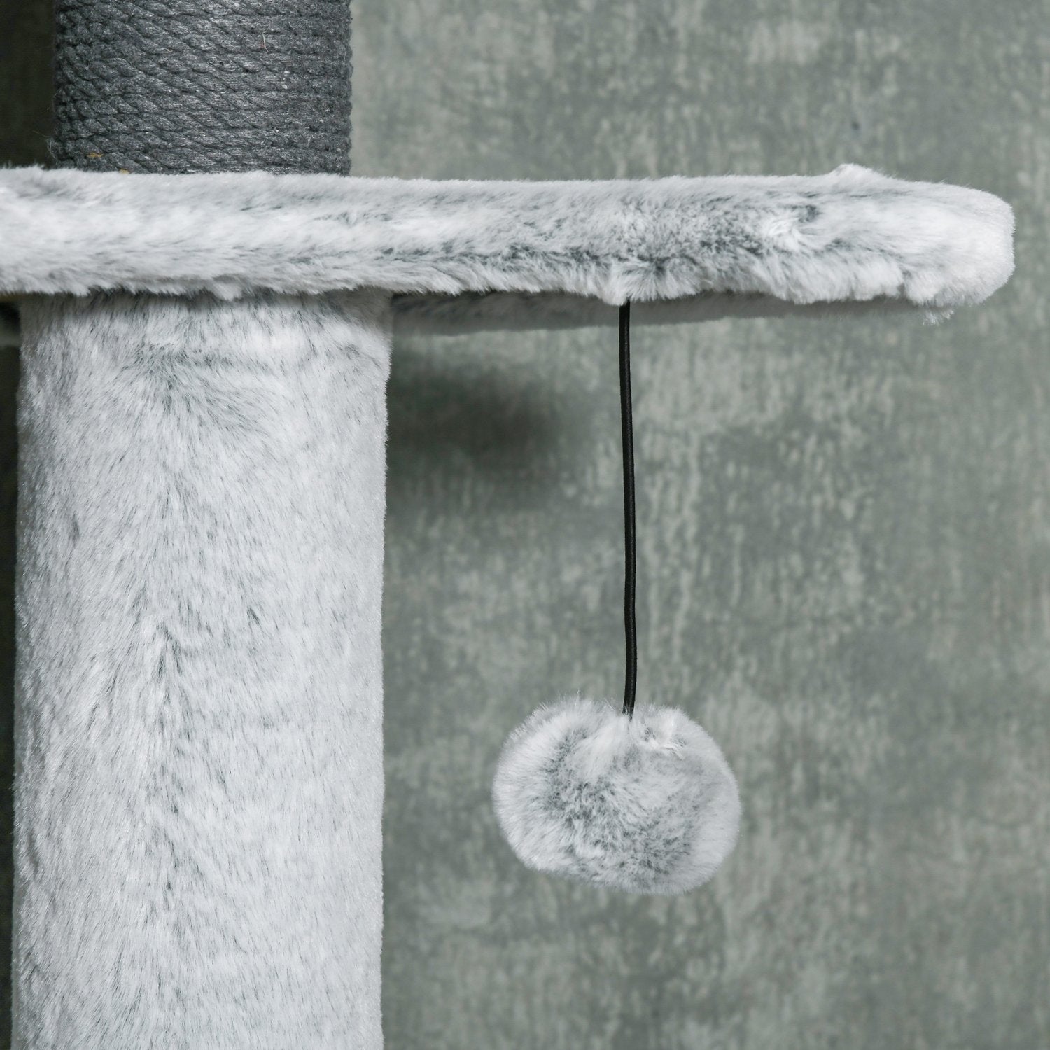 Justerbar kattskrapstolpe med grotta och lekboll