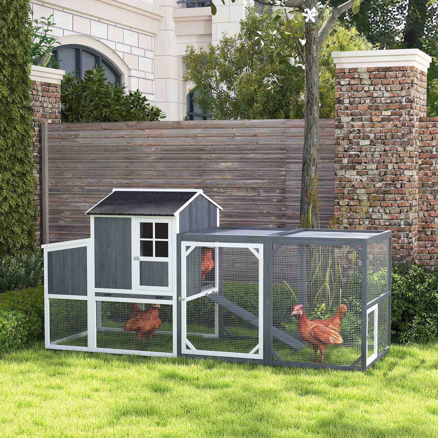 Trähönshus med häcklåda, för 3-4 kycklingar