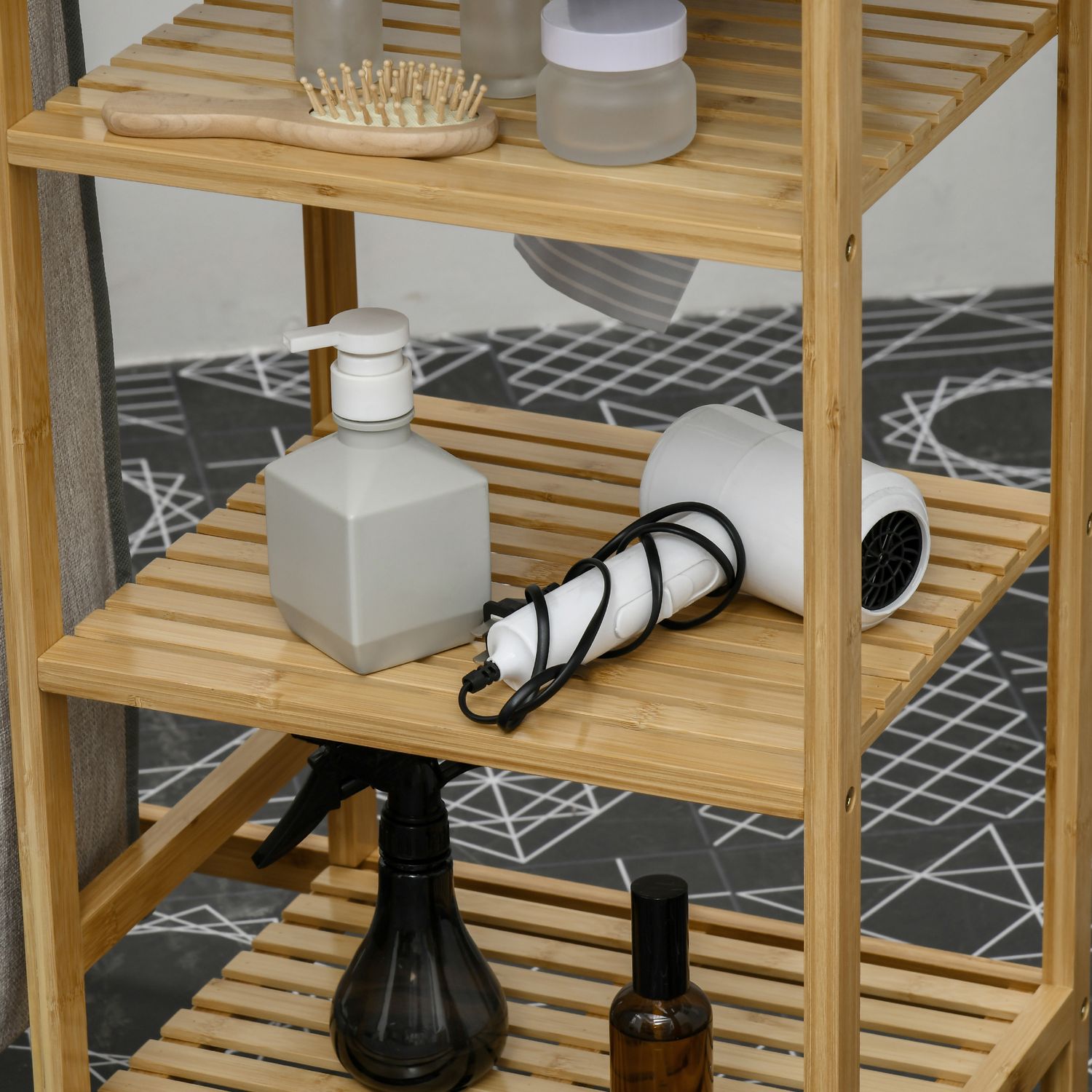 Utdragbar 57,4L tvättkorg med strykbräda och 3-våningsförvaring