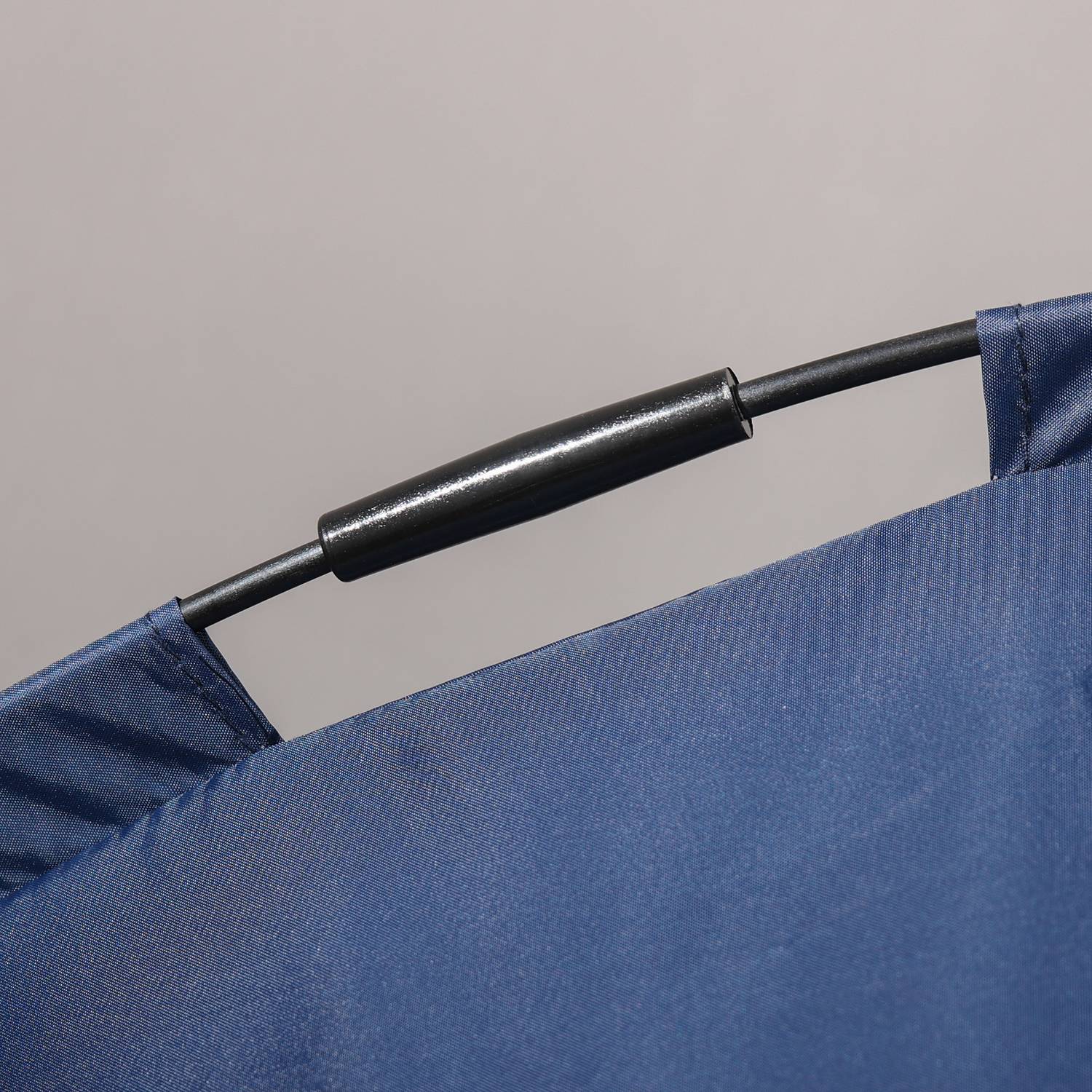 Upphöjd hundsäng utomhus med UV-tak, Medium, Mörkblå