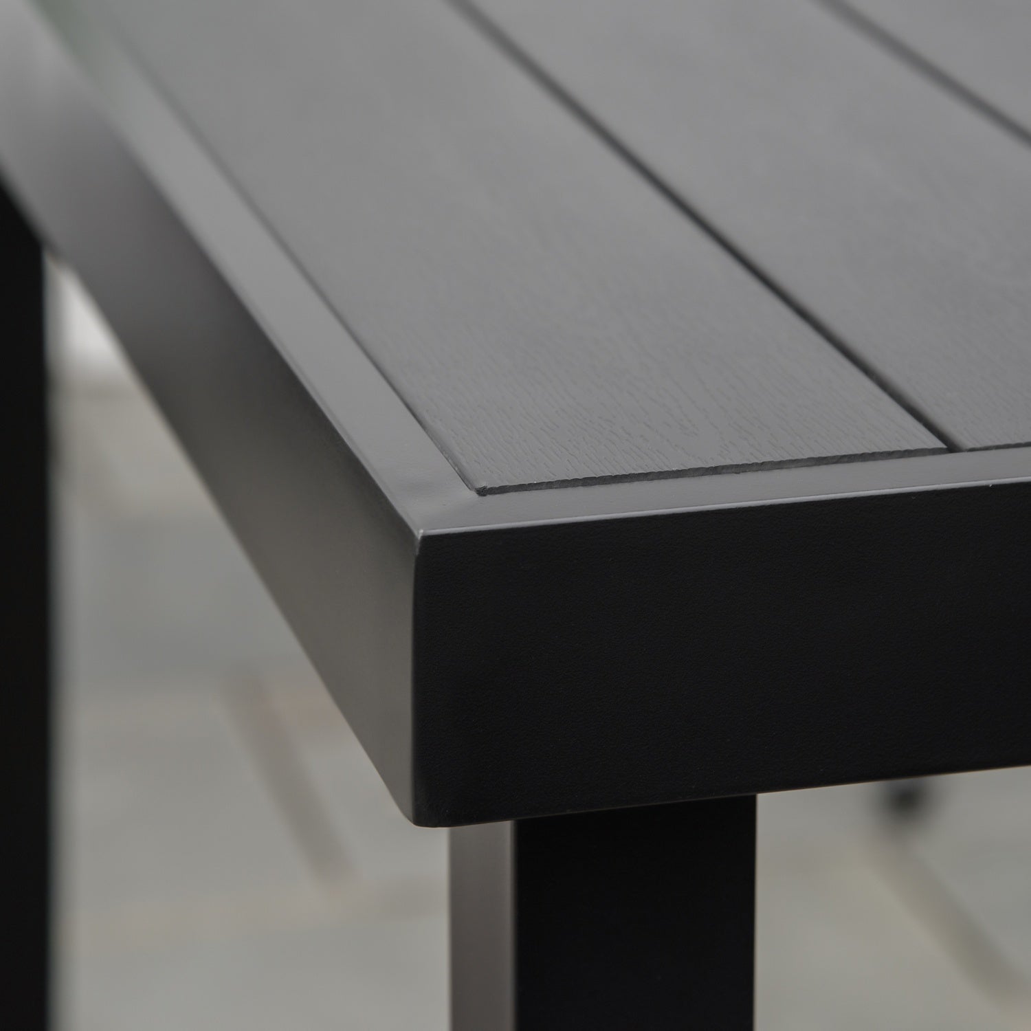 Utomhusmatbord för 6, lättskött aluminium, svart